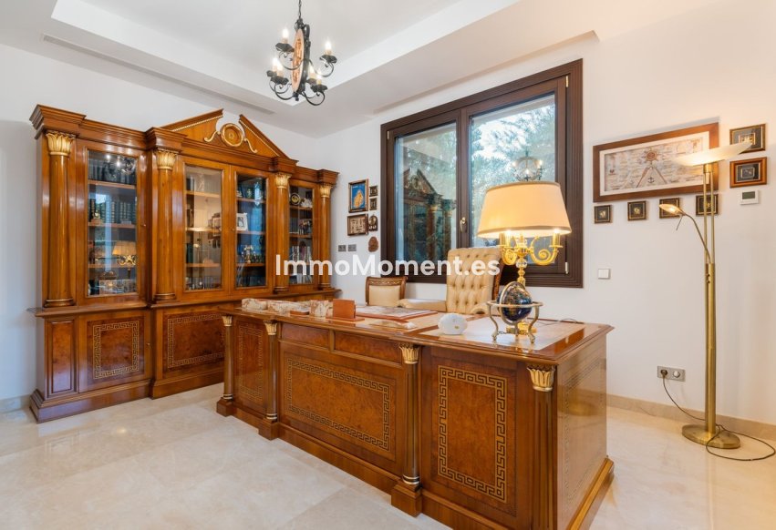 Revente - Villa individuelle - Estepona  - Estepona Centro