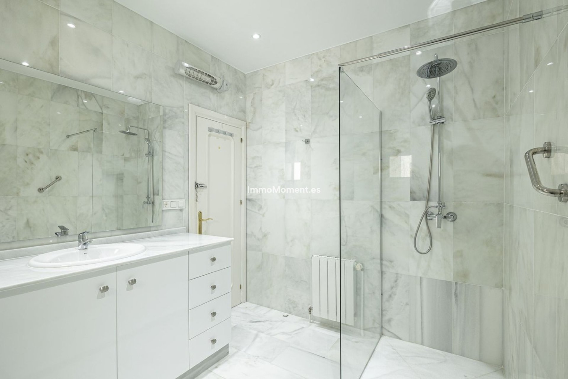 Revente - Villa individuelle - Estepona  - New Golden Mile