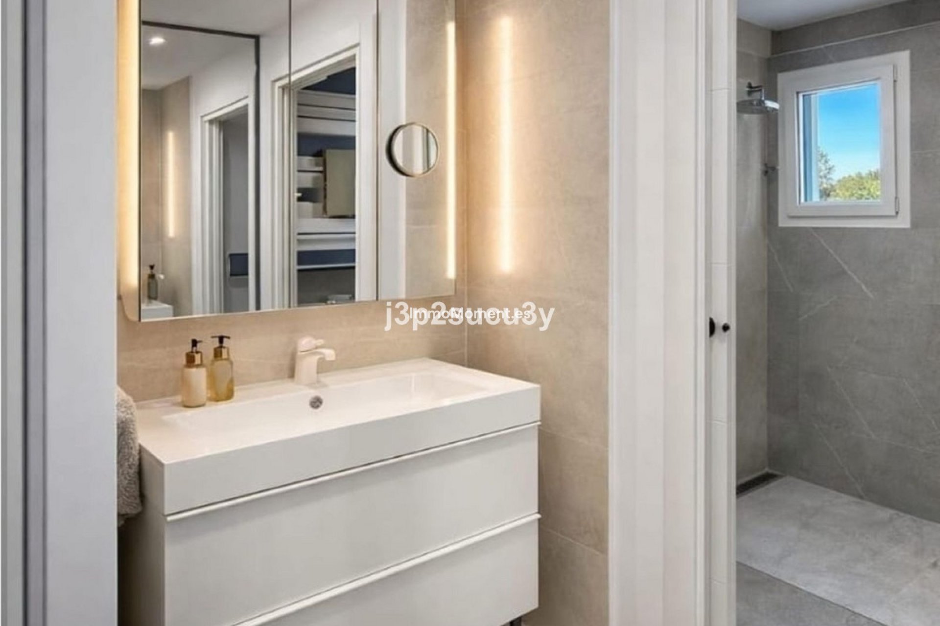 Revente - Villa individuelle - Estepona  - Selwo