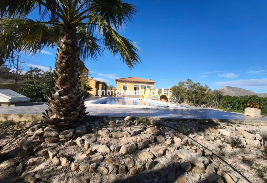 Revente - Villa individuelle - Hondón de los Fráiles - Hondón de los Frailes Centro