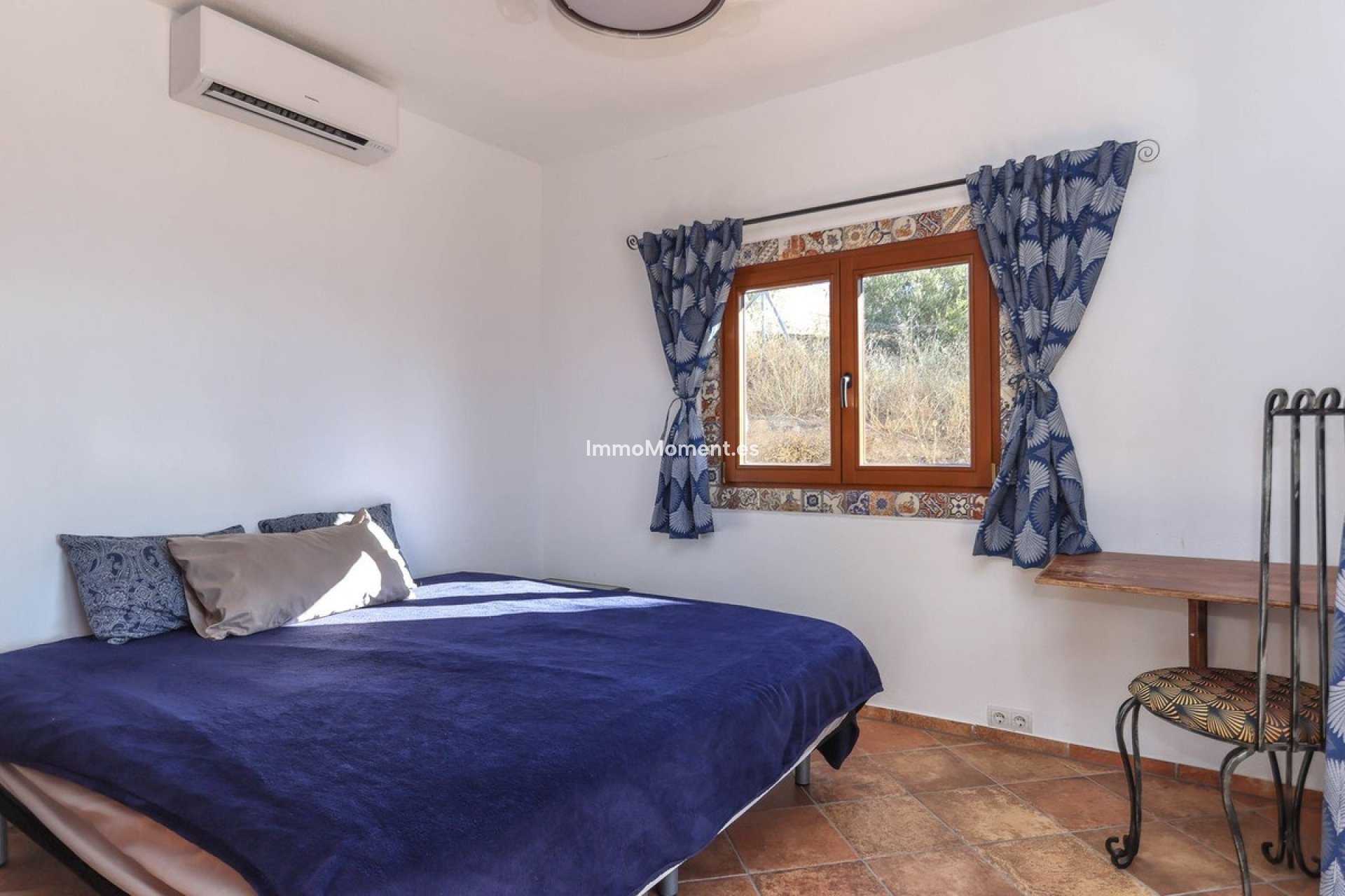 Revente - Villa individuelle - Intérieur                       - Alozaina