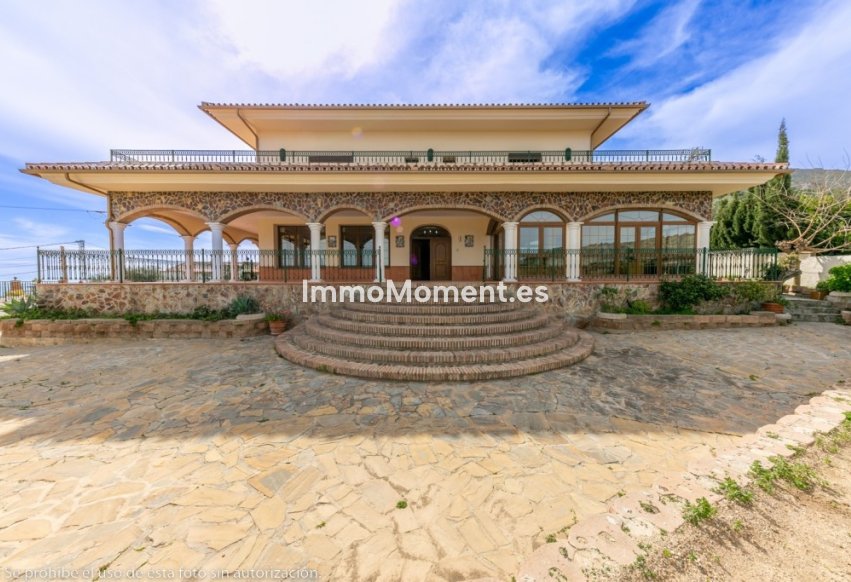 Revente - Villa individuelle - Intérieur                       - Churriana