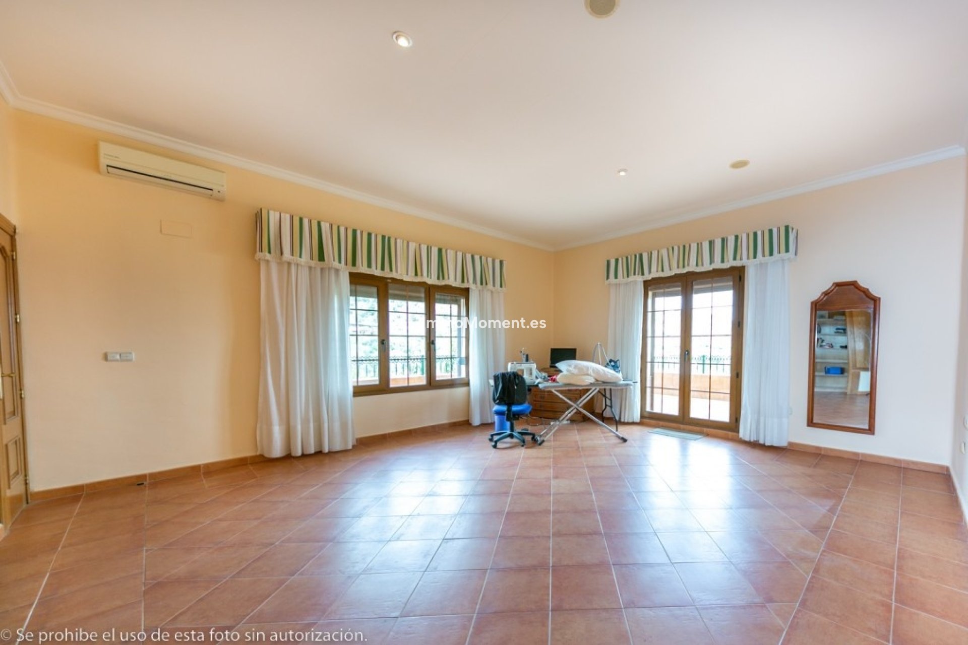 Revente - Villa individuelle - Intérieur                       - Churriana