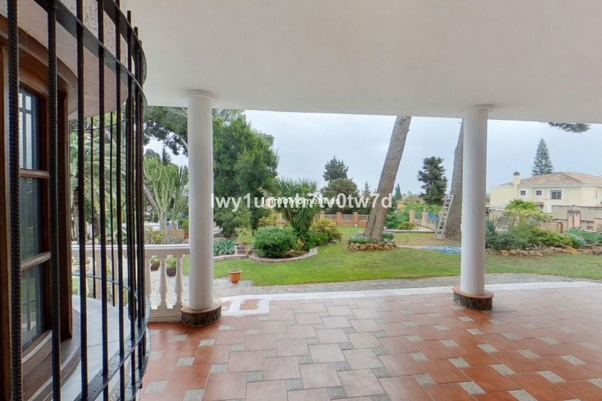 Revente - Villa individuelle - Intérieur                       - Churriana