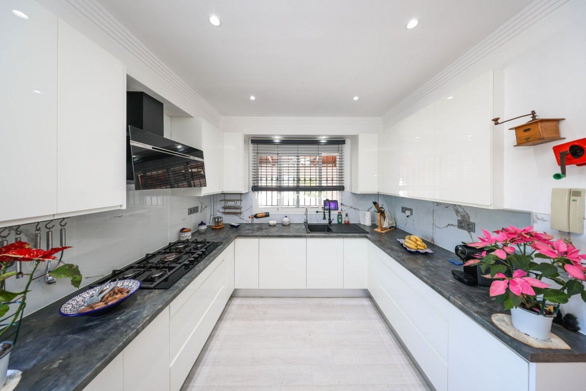 Revente - Villa individuelle - Intérieur                       - Coín