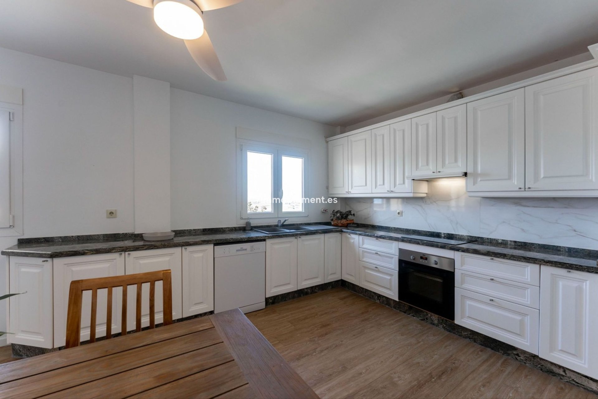 Revente - Villa individuelle - Intérieur                       - Coín