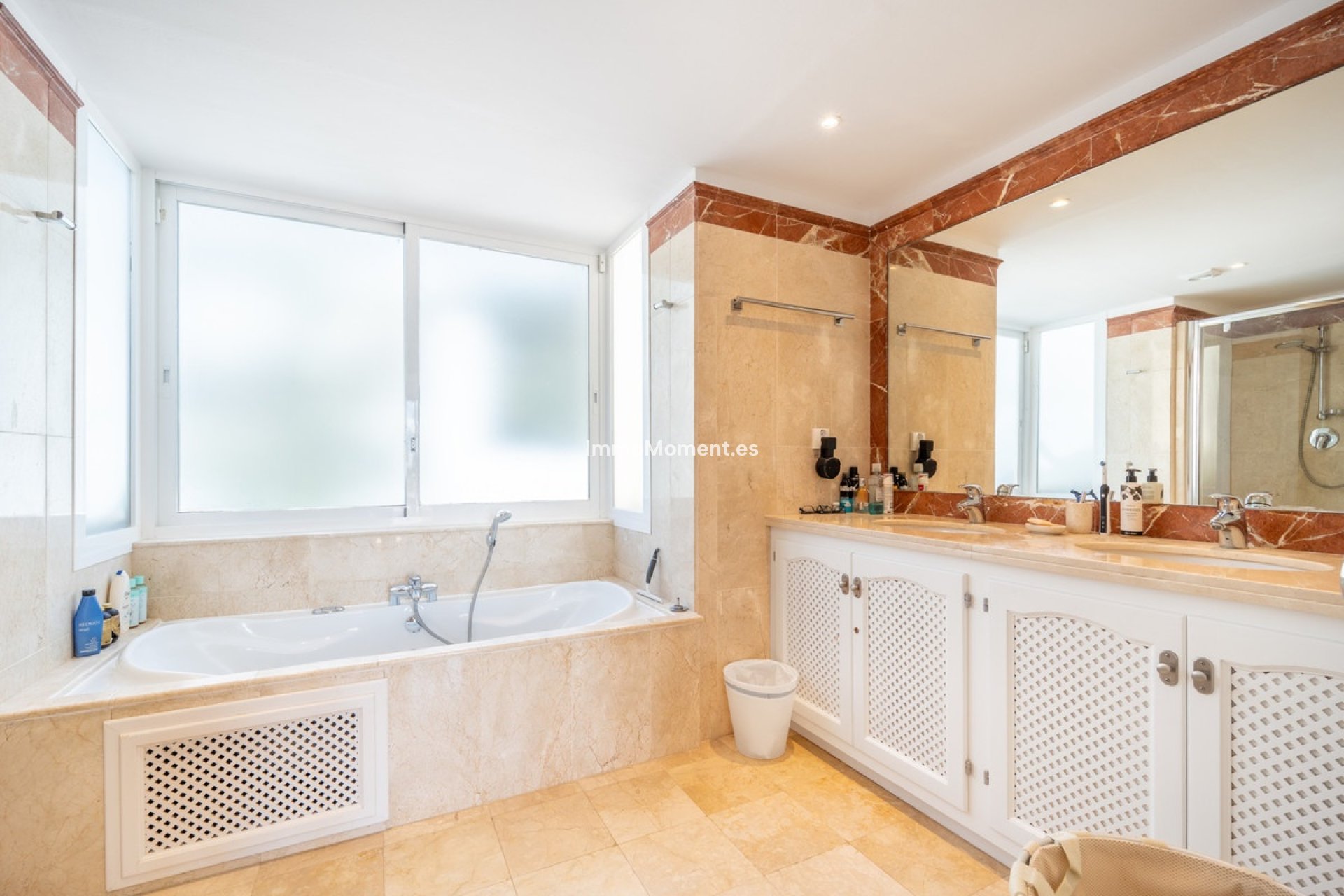 Revente - Villa individuelle - Intérieur                       - Istán