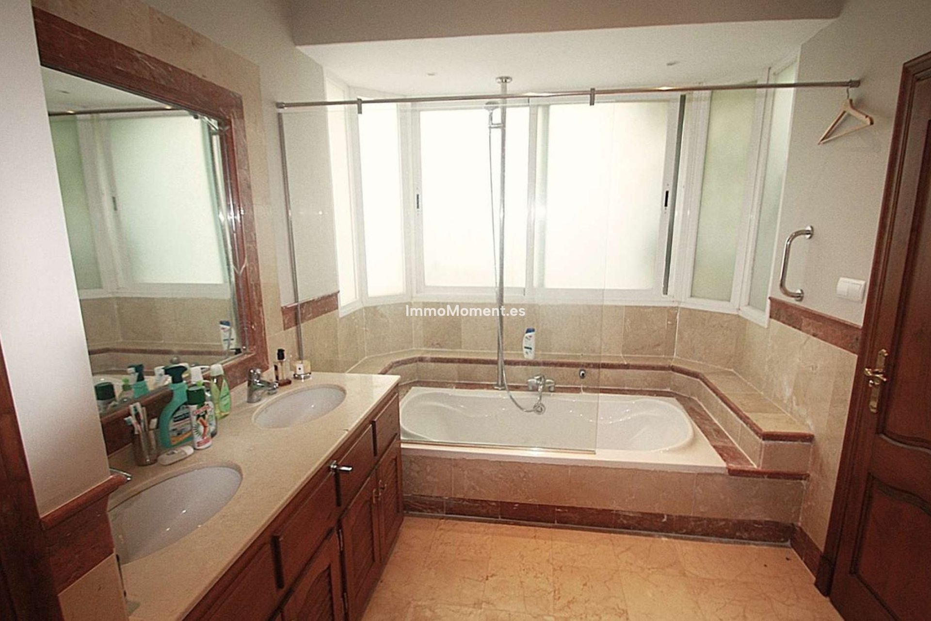 Revente - Villa individuelle - Intérieur                       - Istán