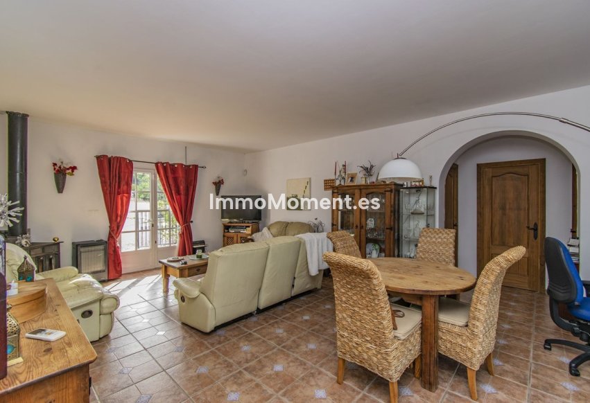 Revente - Villa individuelle - Intérieur                       - Monda