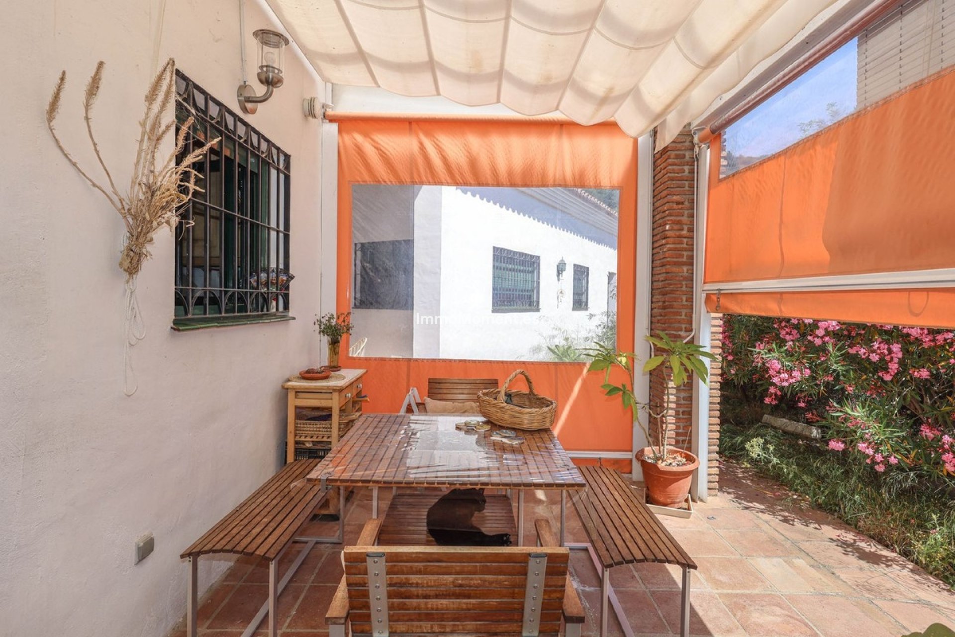 Revente - Villa individuelle - Intérieur                       - Monda