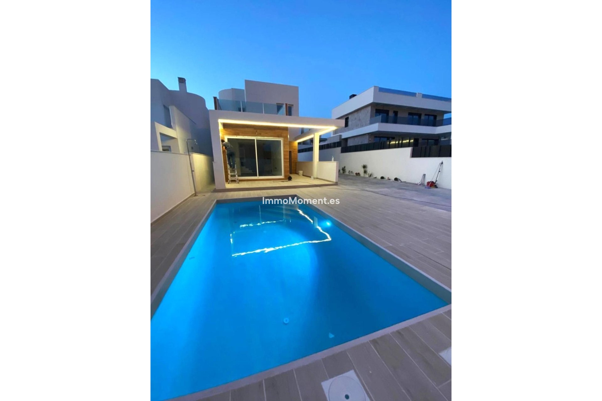 Revente - Villa individuelle - Torrevieja - Aguas Nuevas