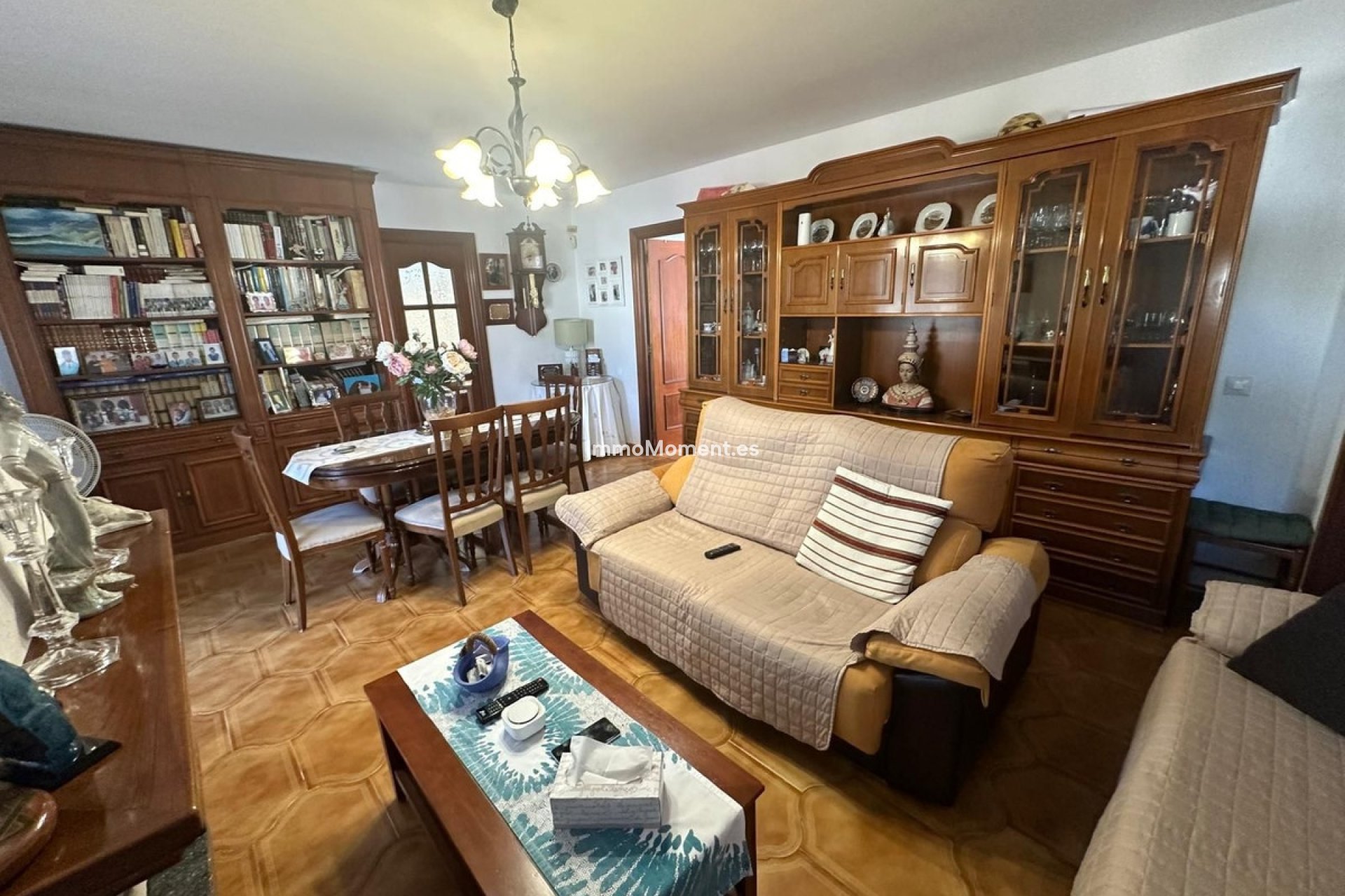 Revente - Villa - Intérieur                       - Churriana