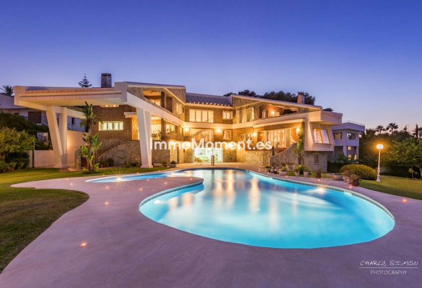 Revente - Villa - Intérieur                       - Churriana