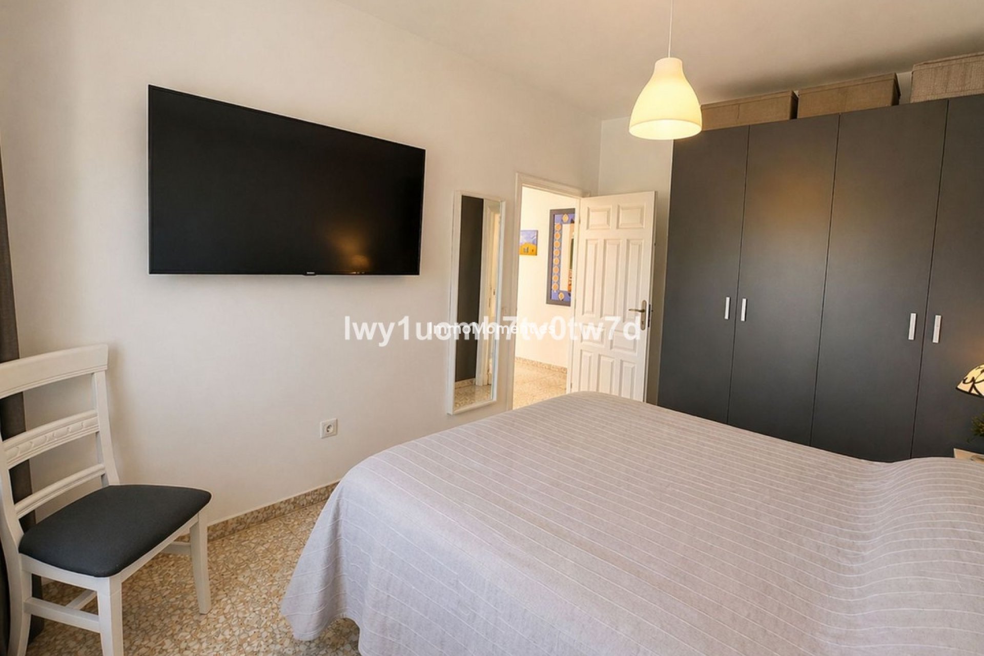 Revente - Villa - Intérieur                       - Churriana