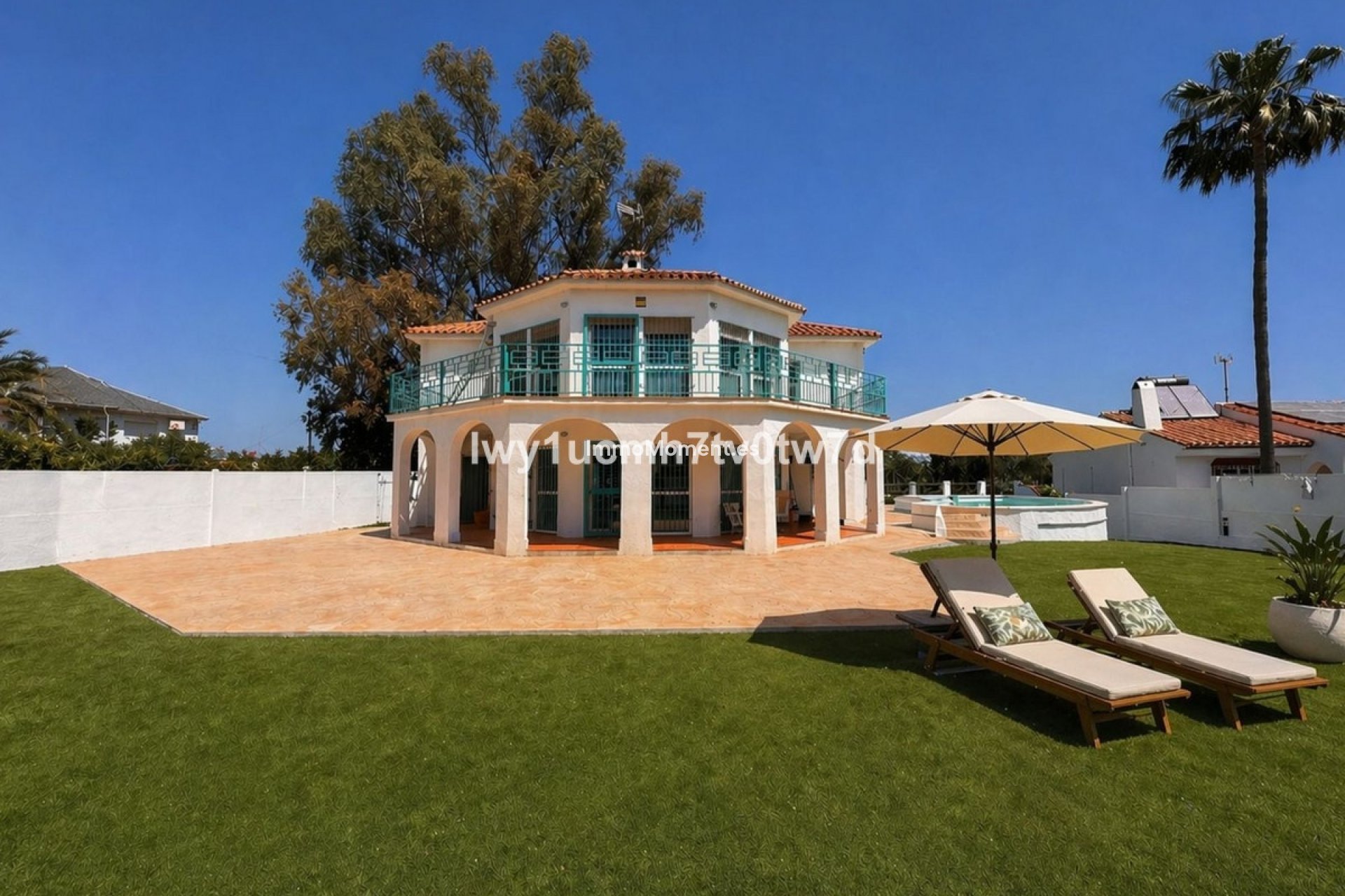 Revente - Villa - Intérieur                       - Churriana