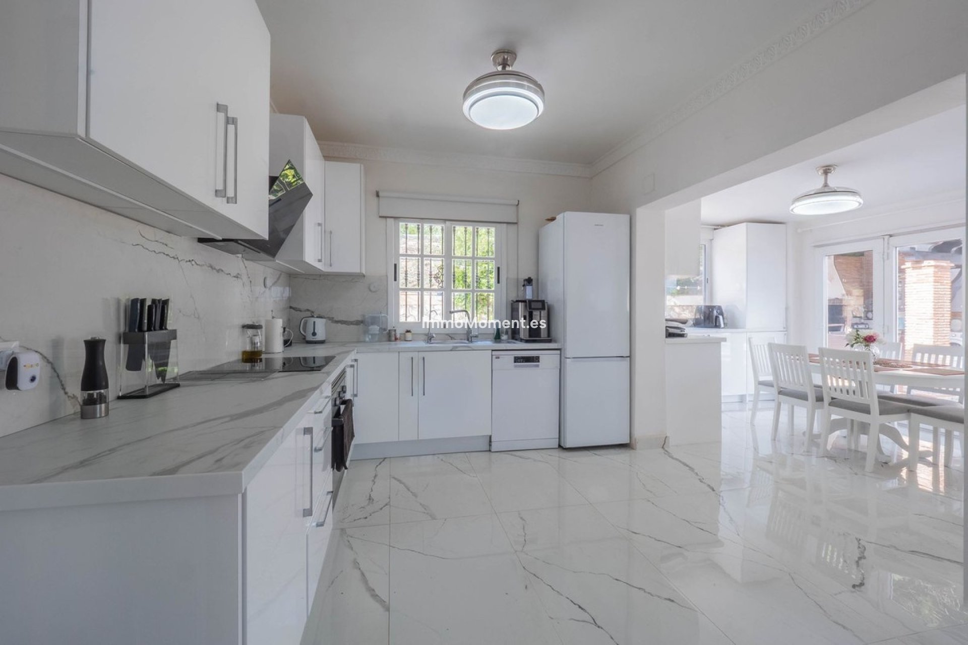 Revente - Villa - Intérieur                       - Coín