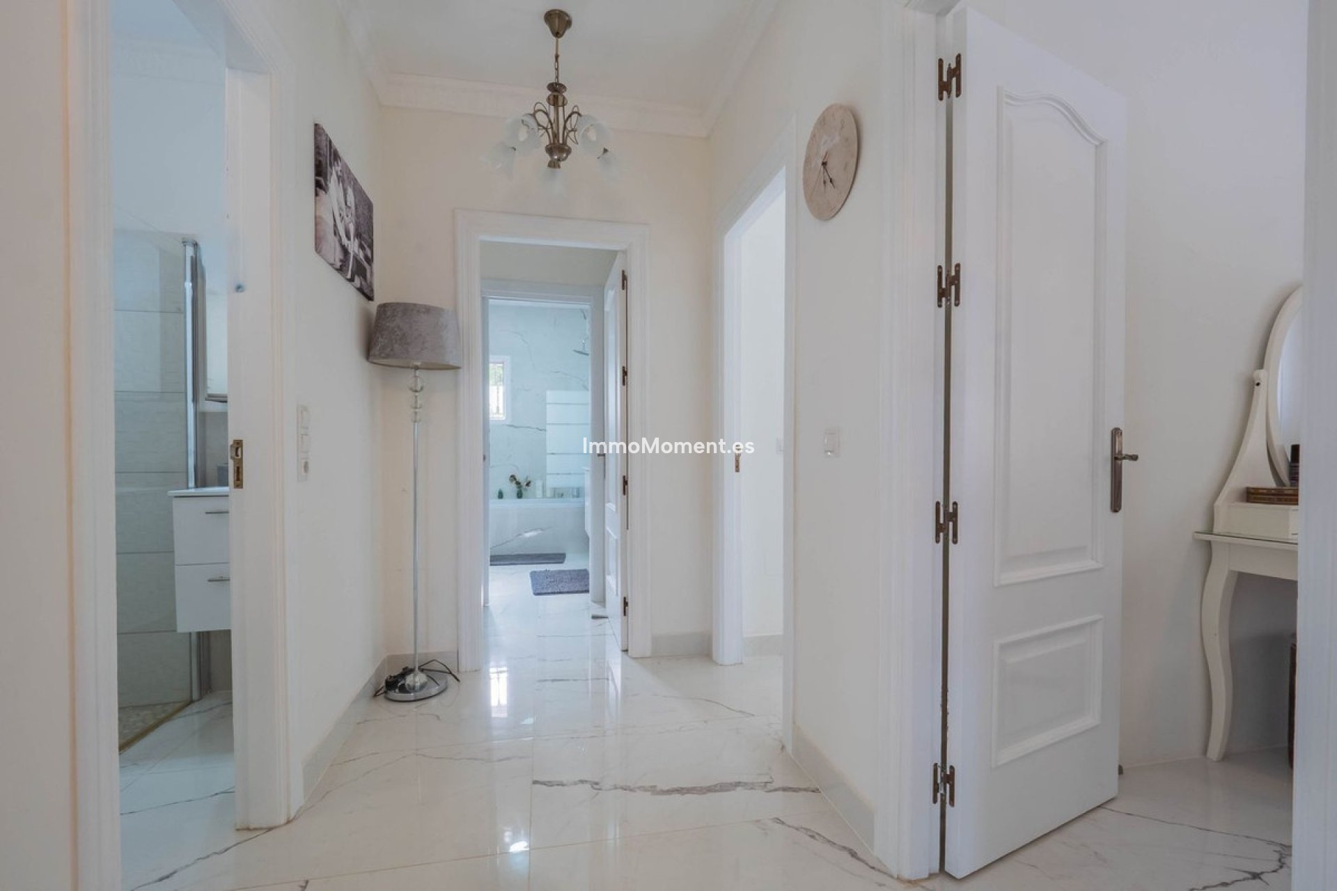 Revente - Villa - Intérieur                       - Coín