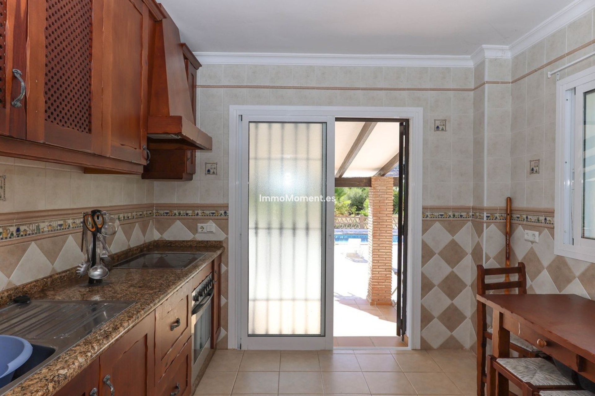 Revente - Villa - Intérieur                       - Guaro