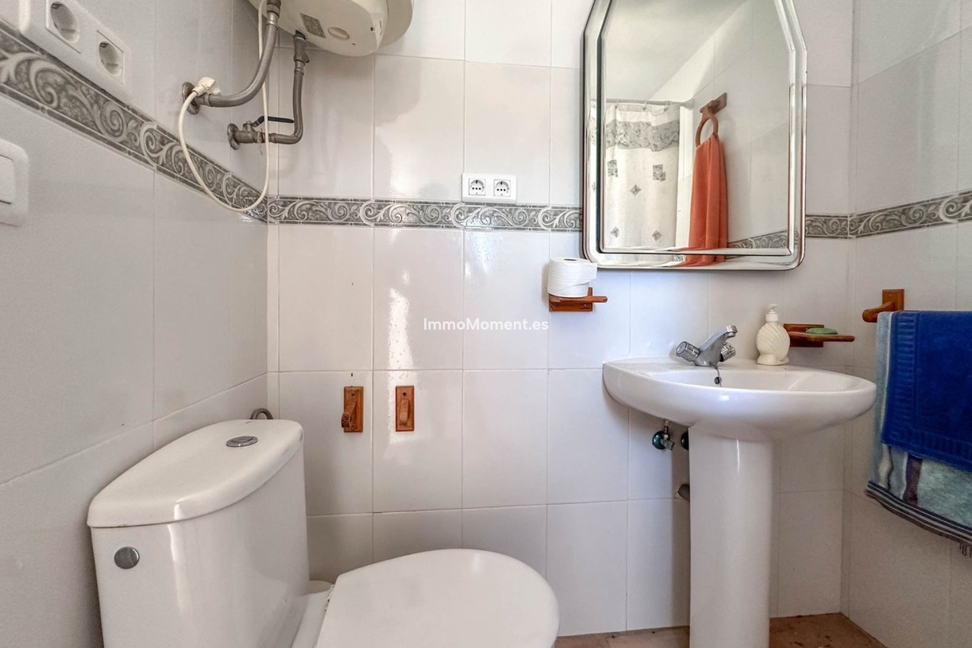 Revente - Villa - Intérieur                       - Guaro