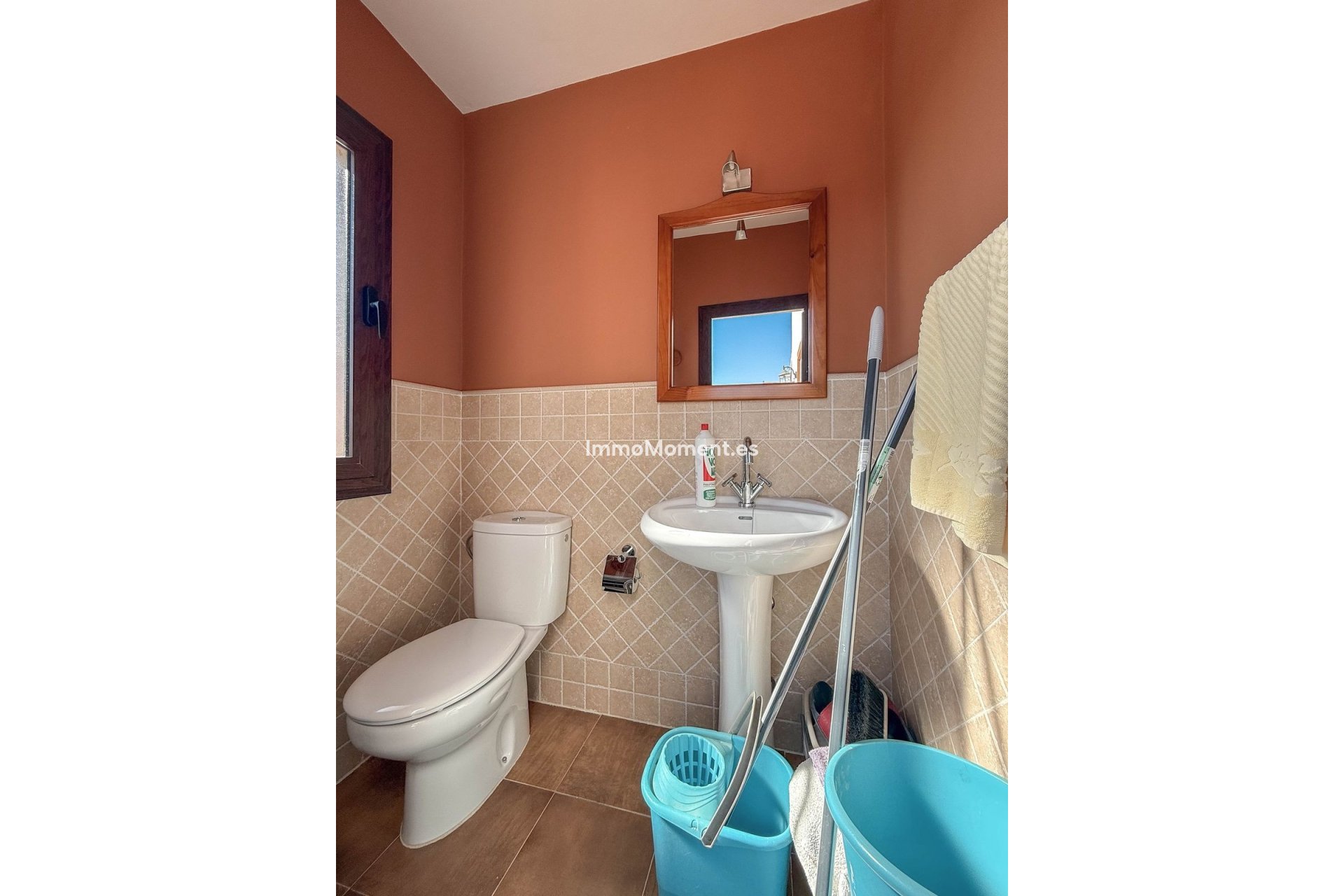 Revente - Villa - Intérieur                       - Guaro