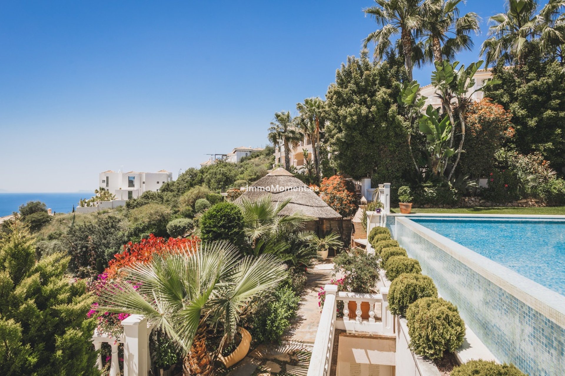 Revente - Villa - Marbella - Altos de los Monteros