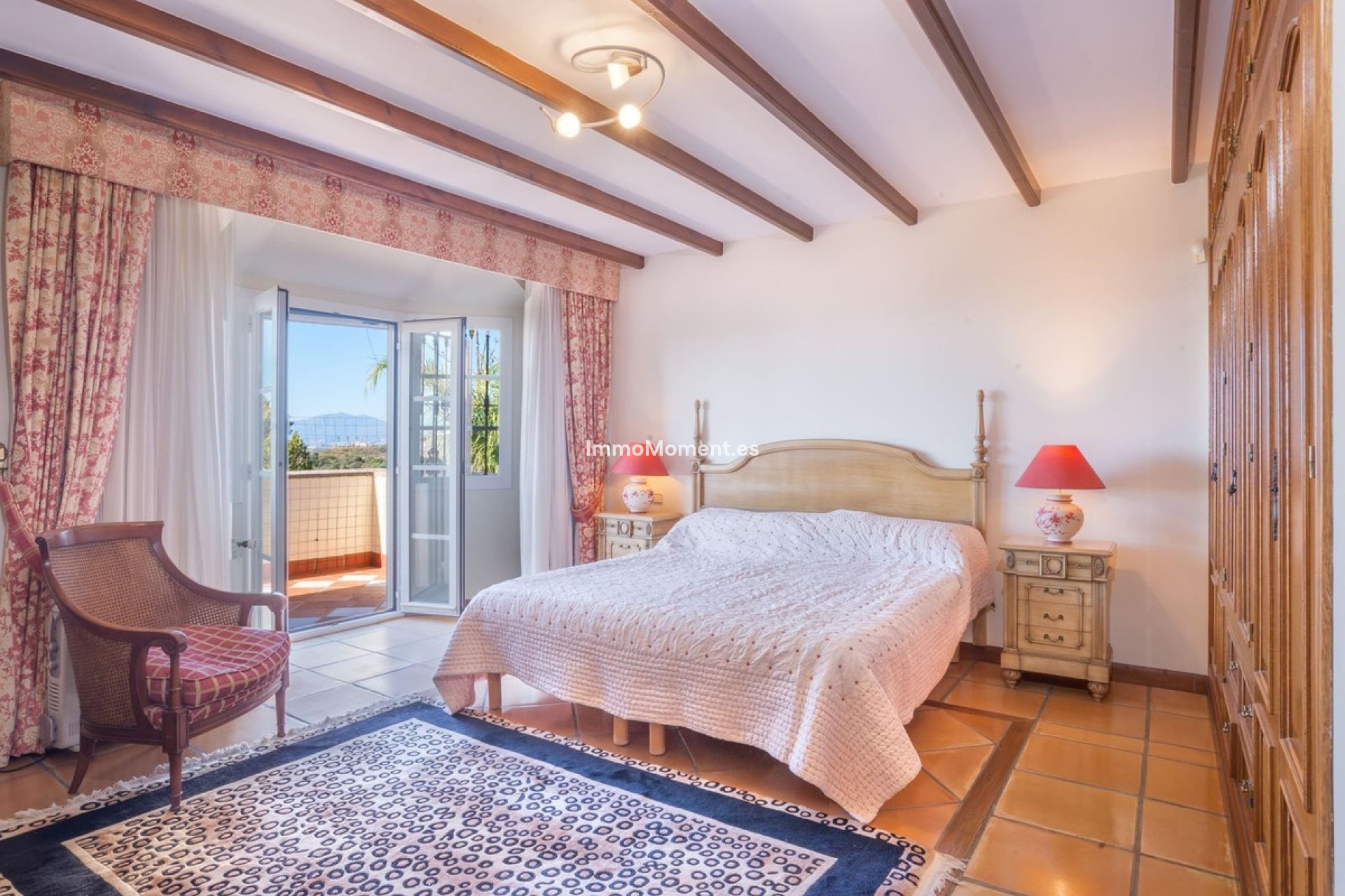 Revente - Villa - Marbella - Altos de los Monteros