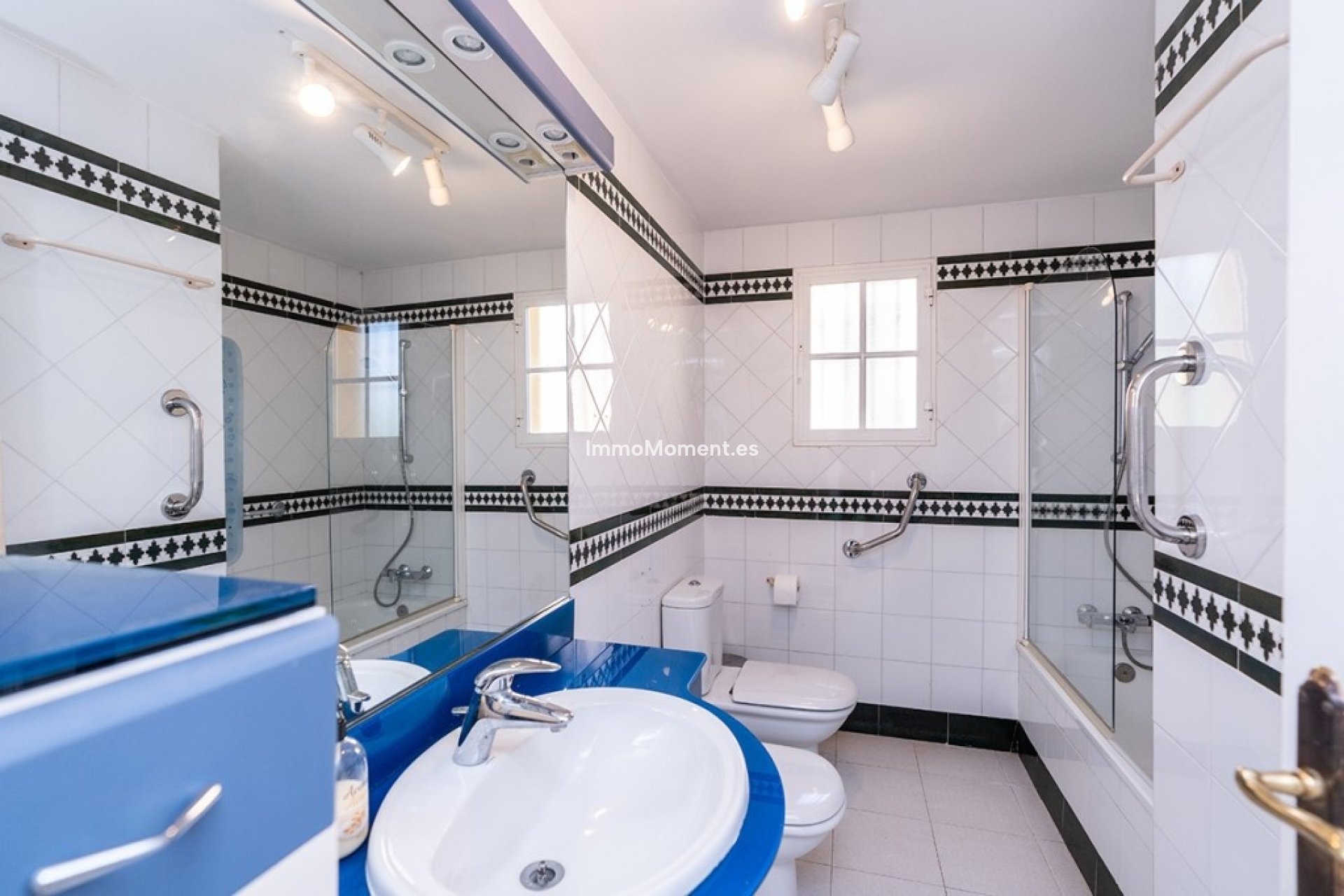 Revente - Villa - Marbella - Costabella