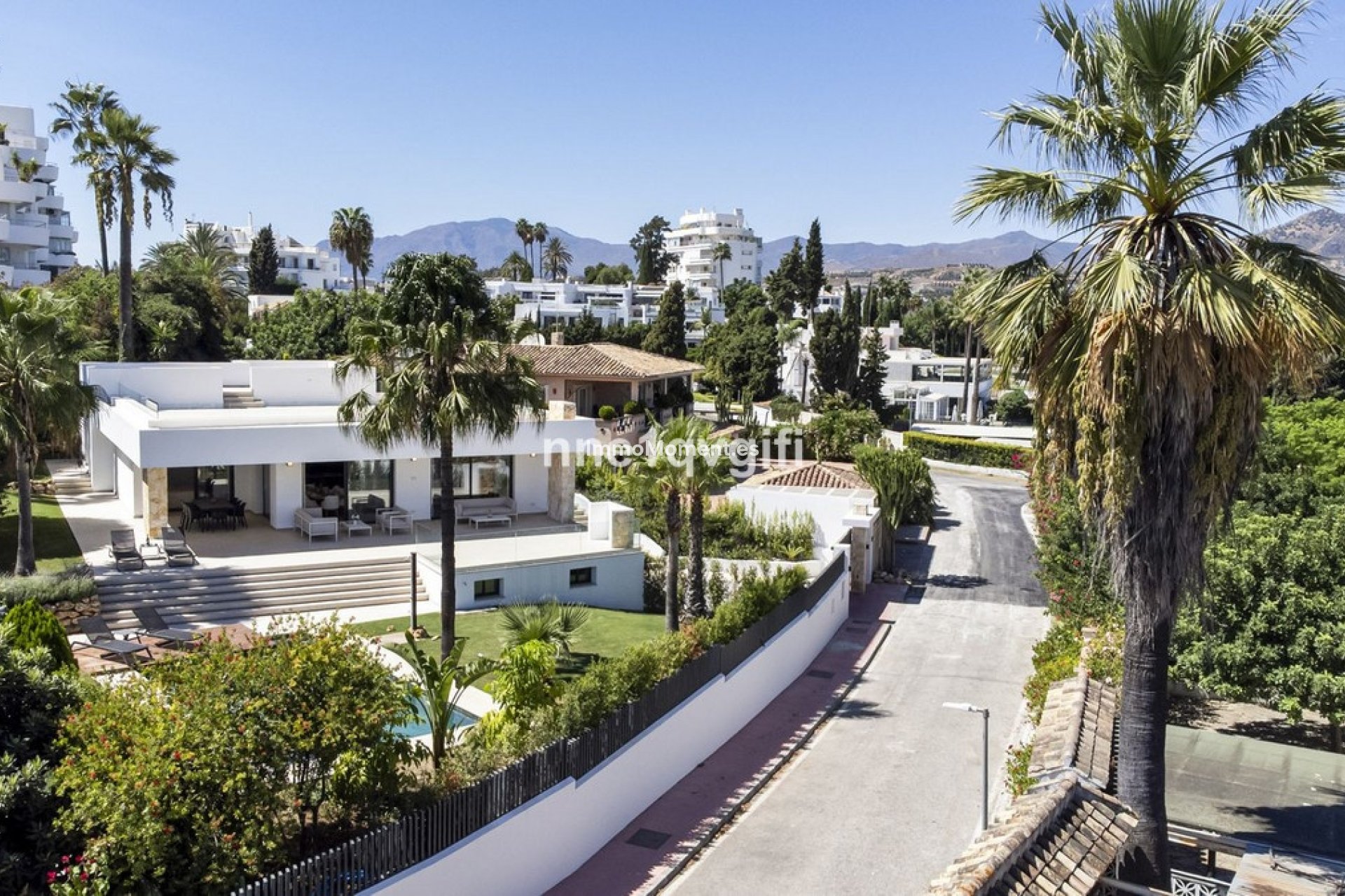Revente - Villa - Marbella - Guadalmina Alta