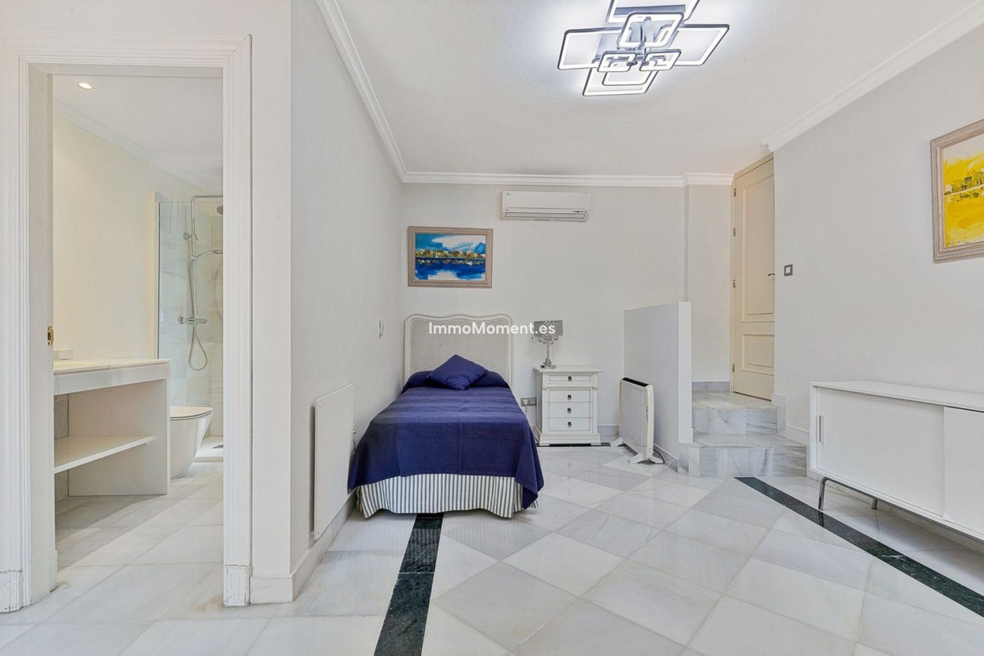 Revente - Villa - Marbella - Guadalmina Baja