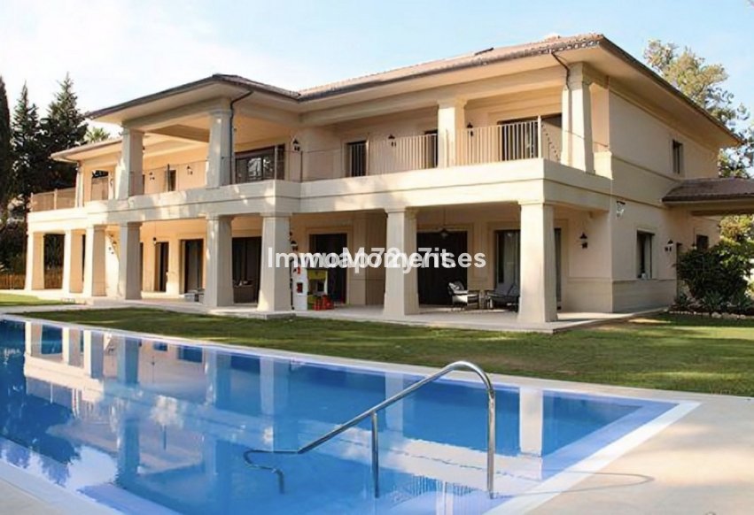 Revente - Villa - Marbella - Guadalmina Baja