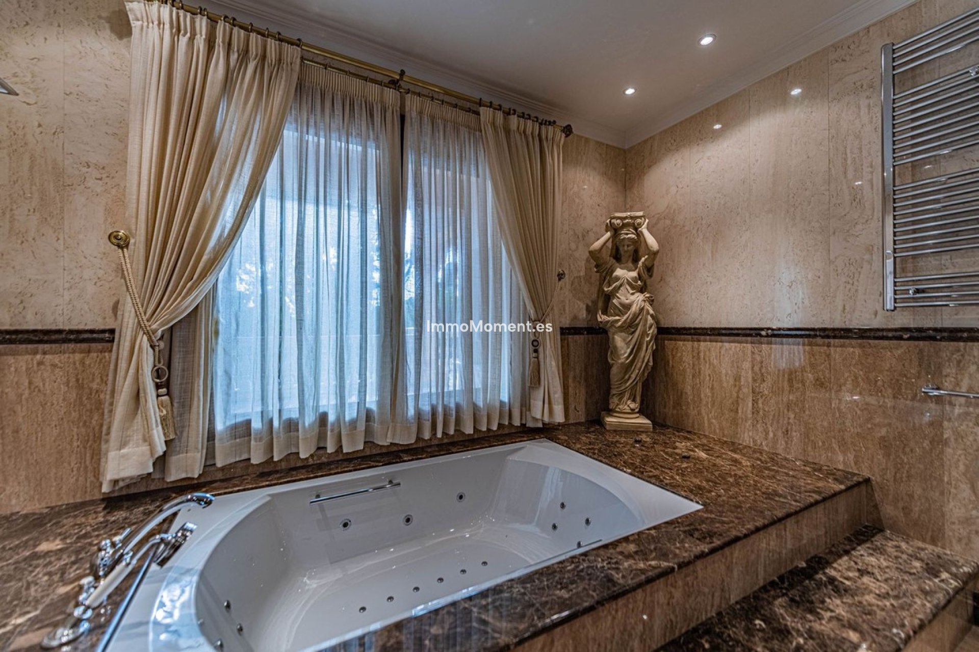 Revente - Villa - Marbella - Guadalmina Baja