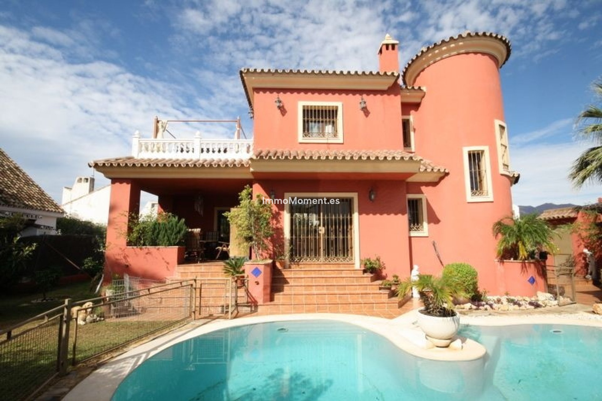 Revente - Villa - Marbella - Las Chapas