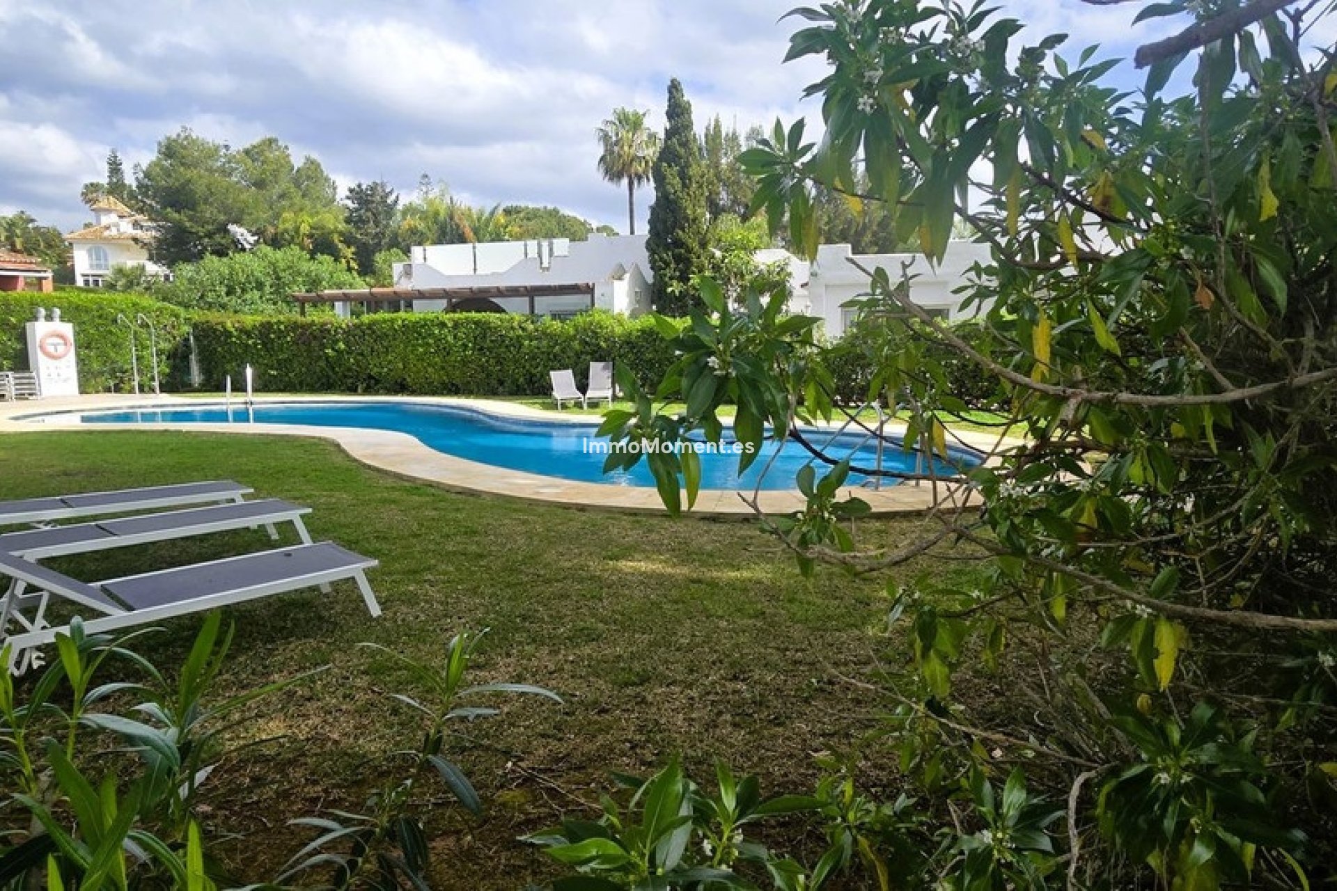Revente - Villa - Marbella - Las Chapas