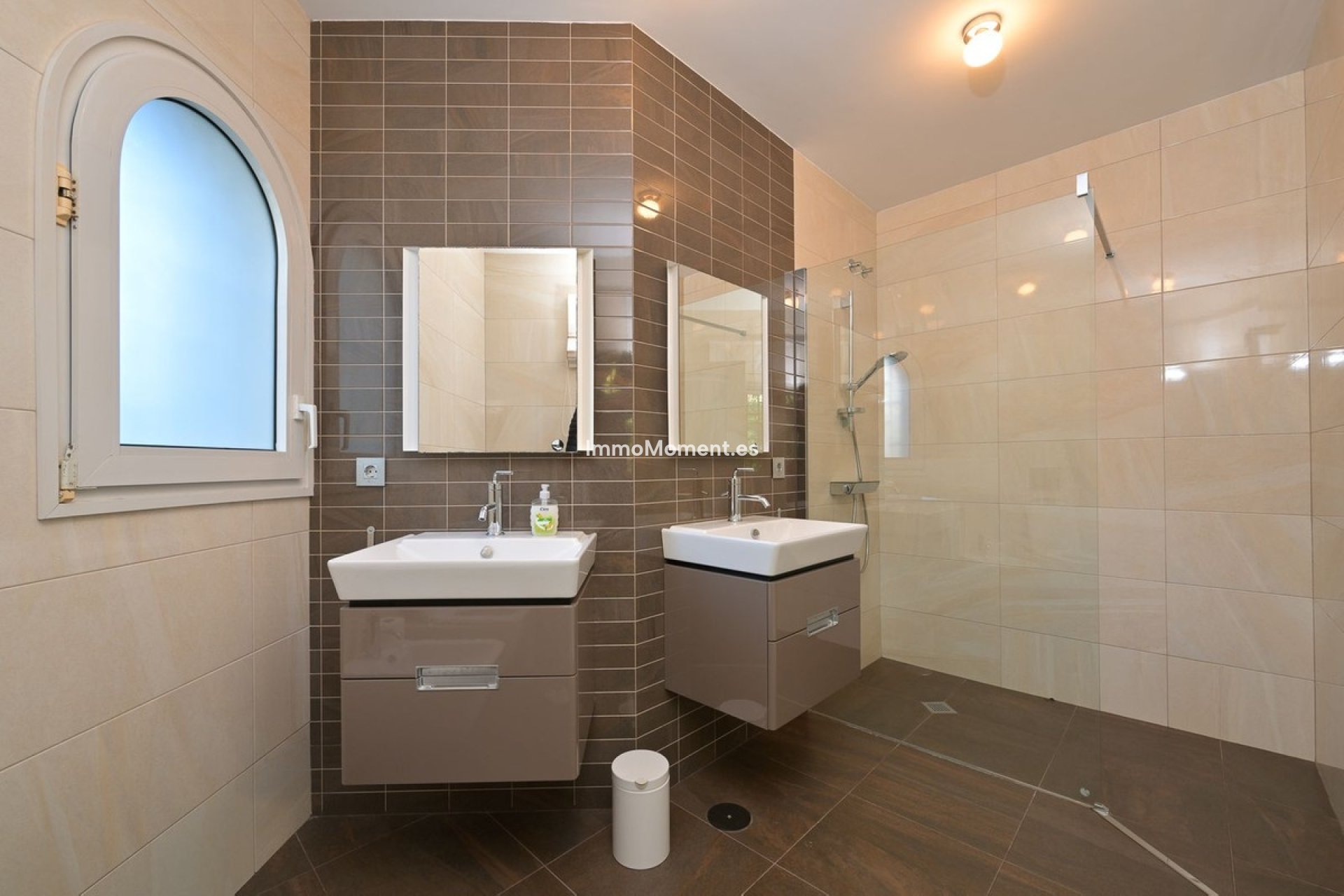 Revente - Villa - Marbella - Marbesa