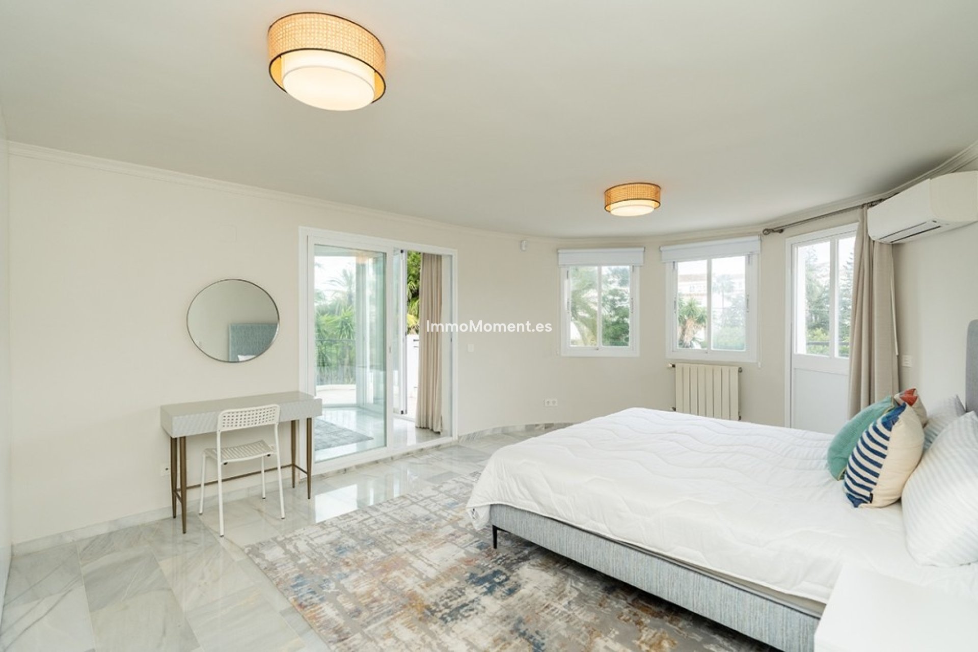 Revente - Villa - Marbella - Marbesa