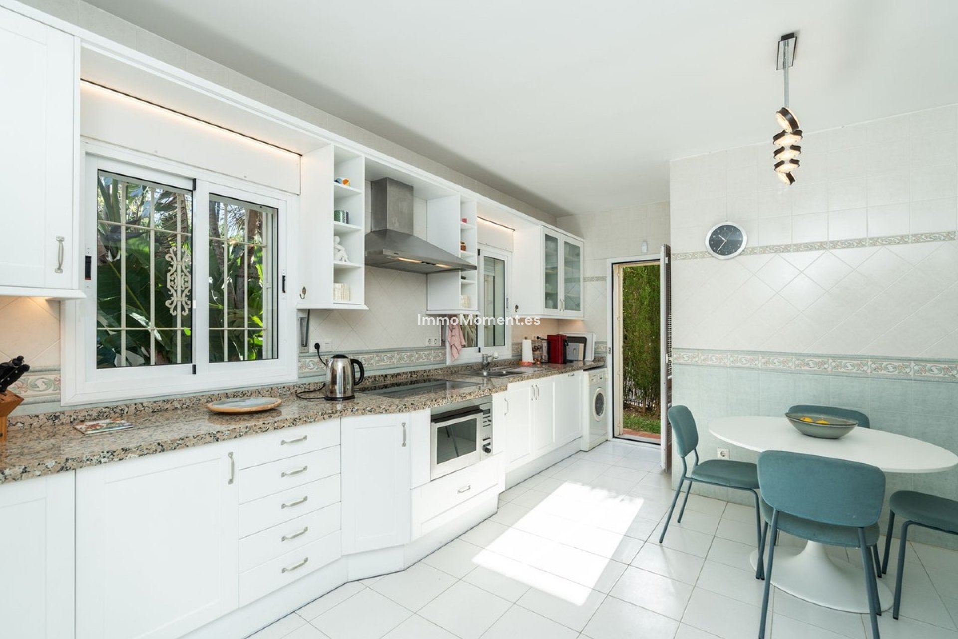 Revente - Villa - Marbella - Marbesa