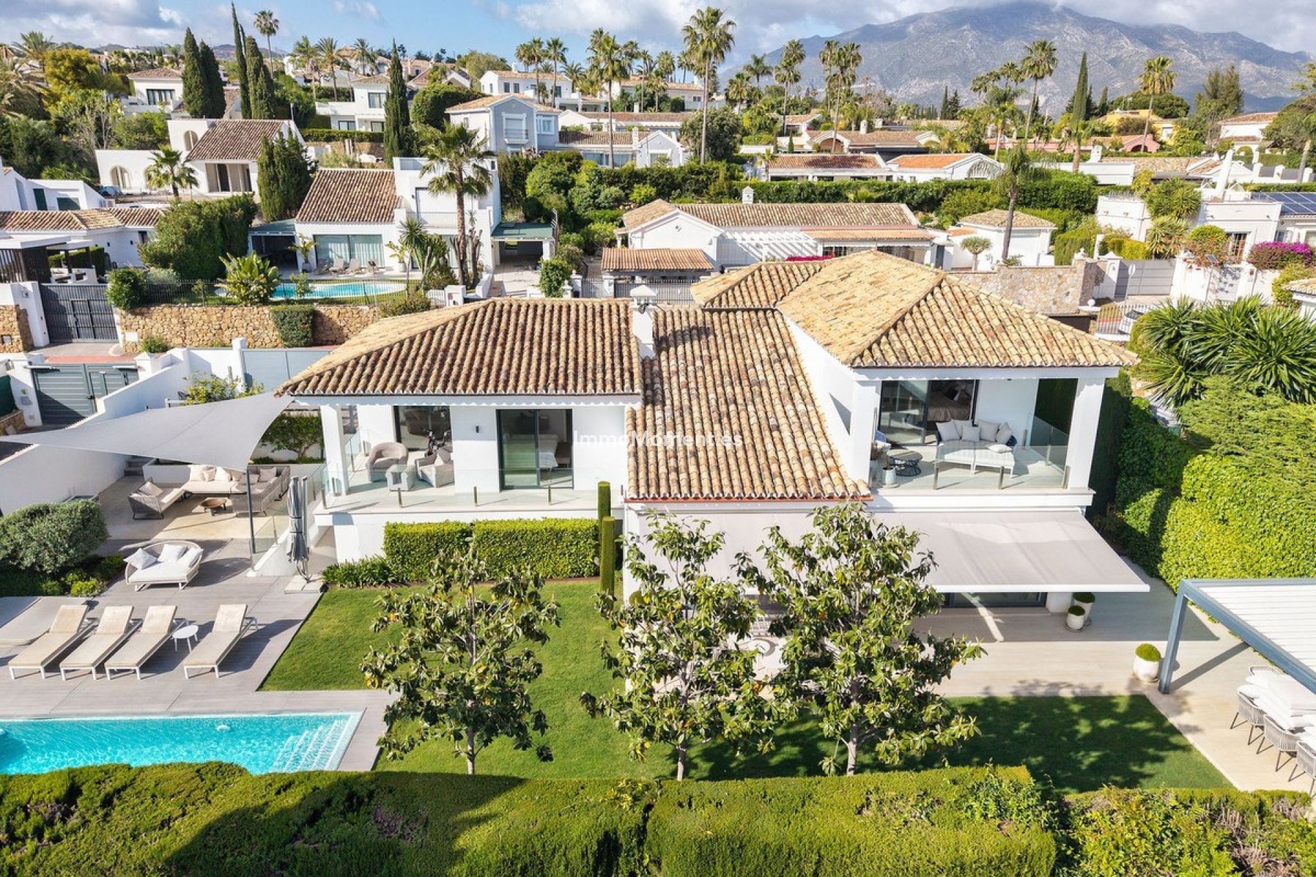 Revente - Villa - Marbella - Nueva Andalucía