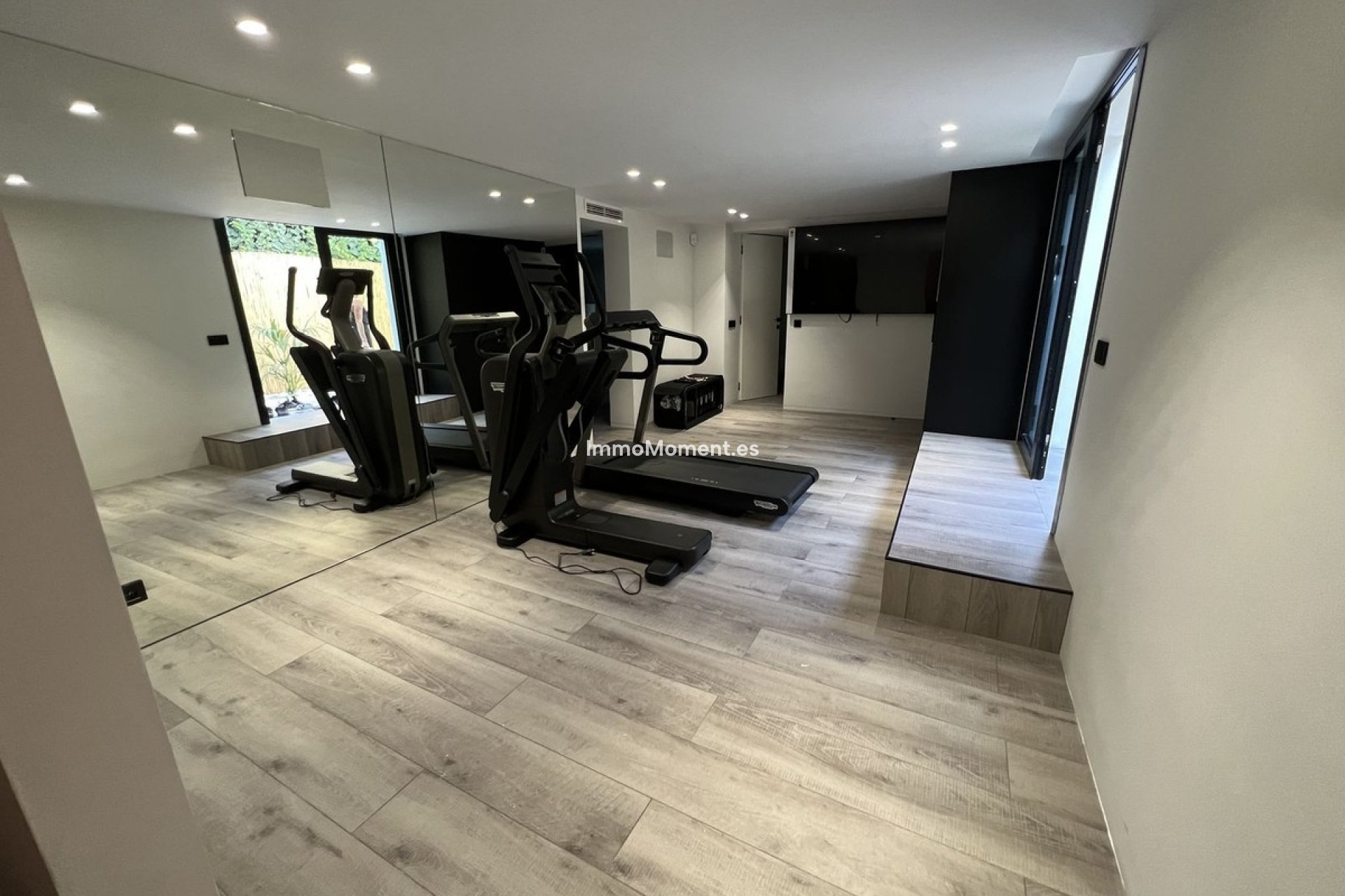 Revente - Villa - Marbella - Nueva Andalucía