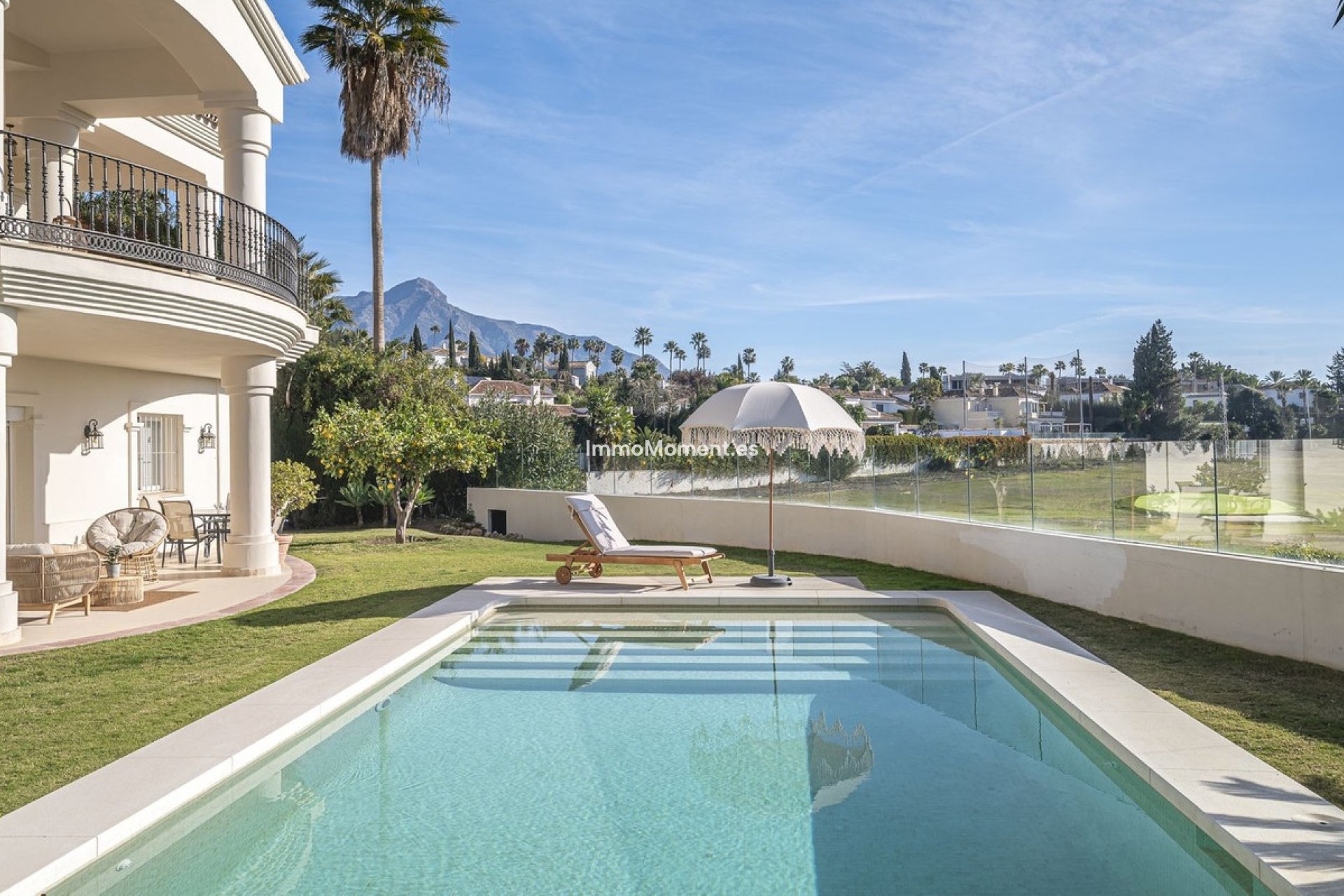 Revente - Villa - Marbella - Nueva Andalucía