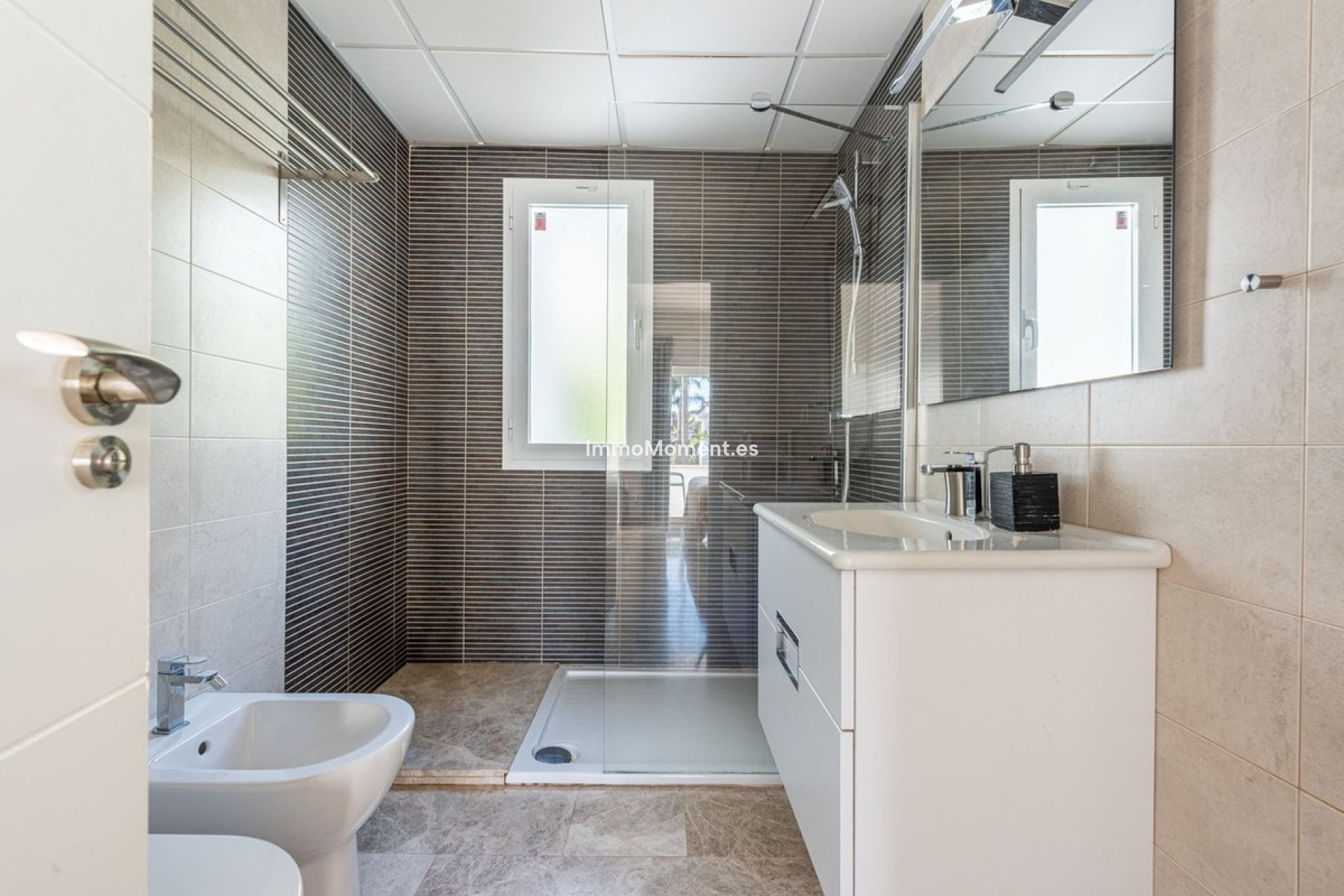 Revente - Villa - Marbella - Nueva Andalucía