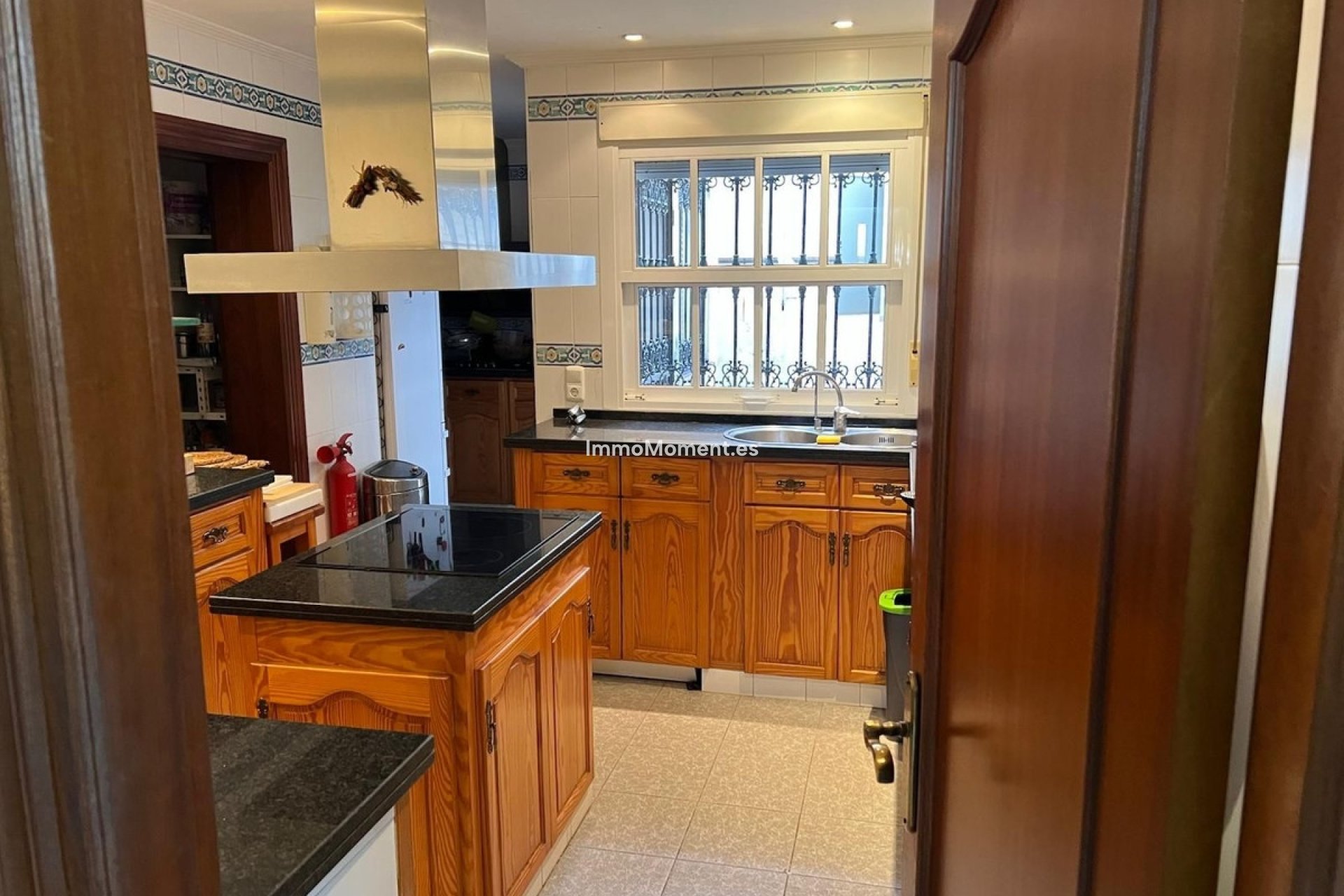 Revente - Villa - Marbella - Nueva Andalucía