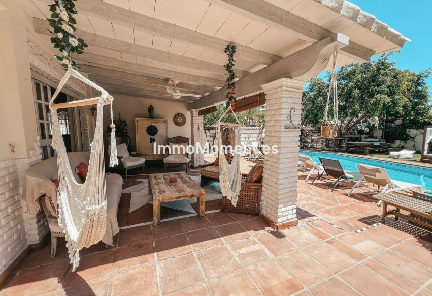 Revente - Villa - Marbella - Nueva Andalucía