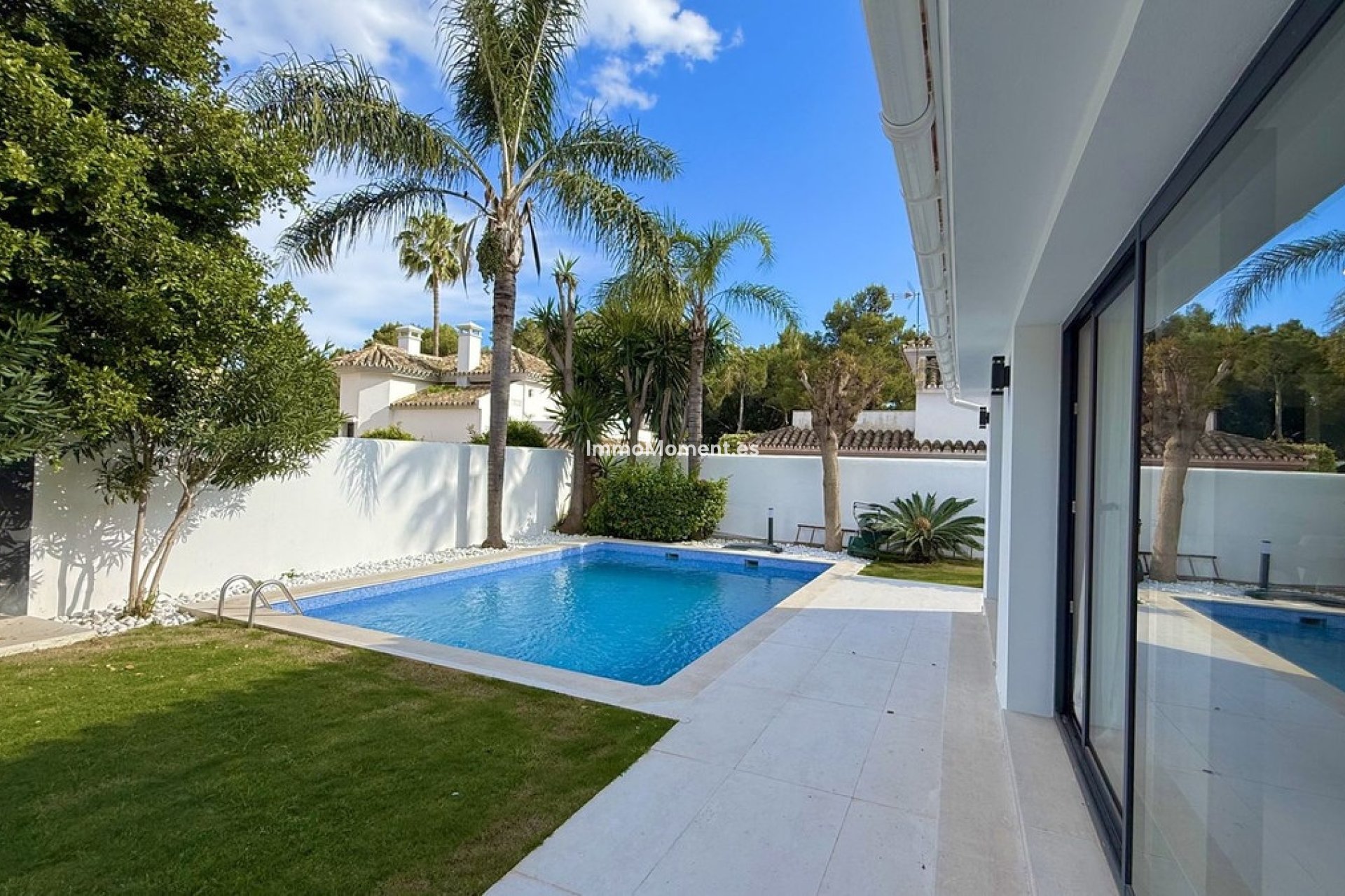 Revente - Villa - Marbella - Nueva Andalucía