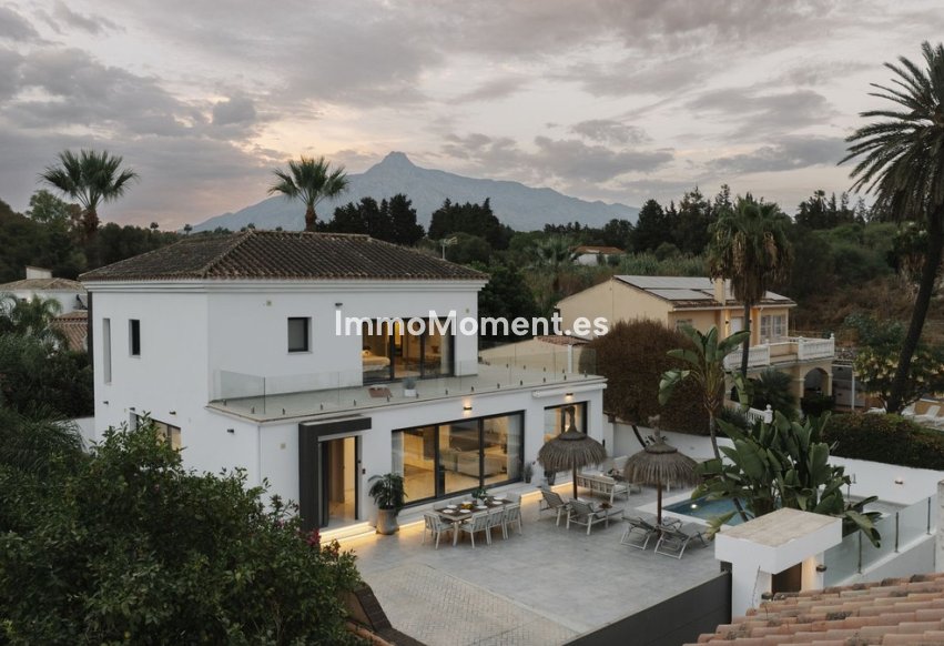Revente - Villa - Marbella - Nueva Andalucía