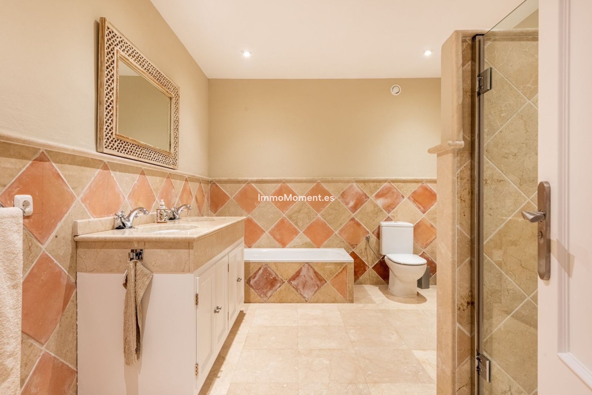 Revente - Villa - Marbella - Nueva Andalucía