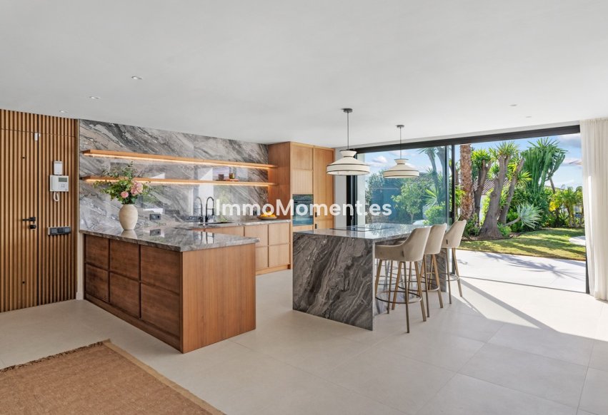 Revente - Villa - Marbella - Nueva Andalucía