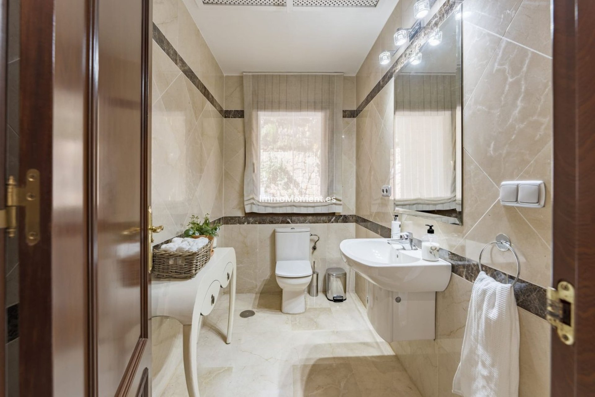 Revente - Villa - Marbella - Nueva Andalucía