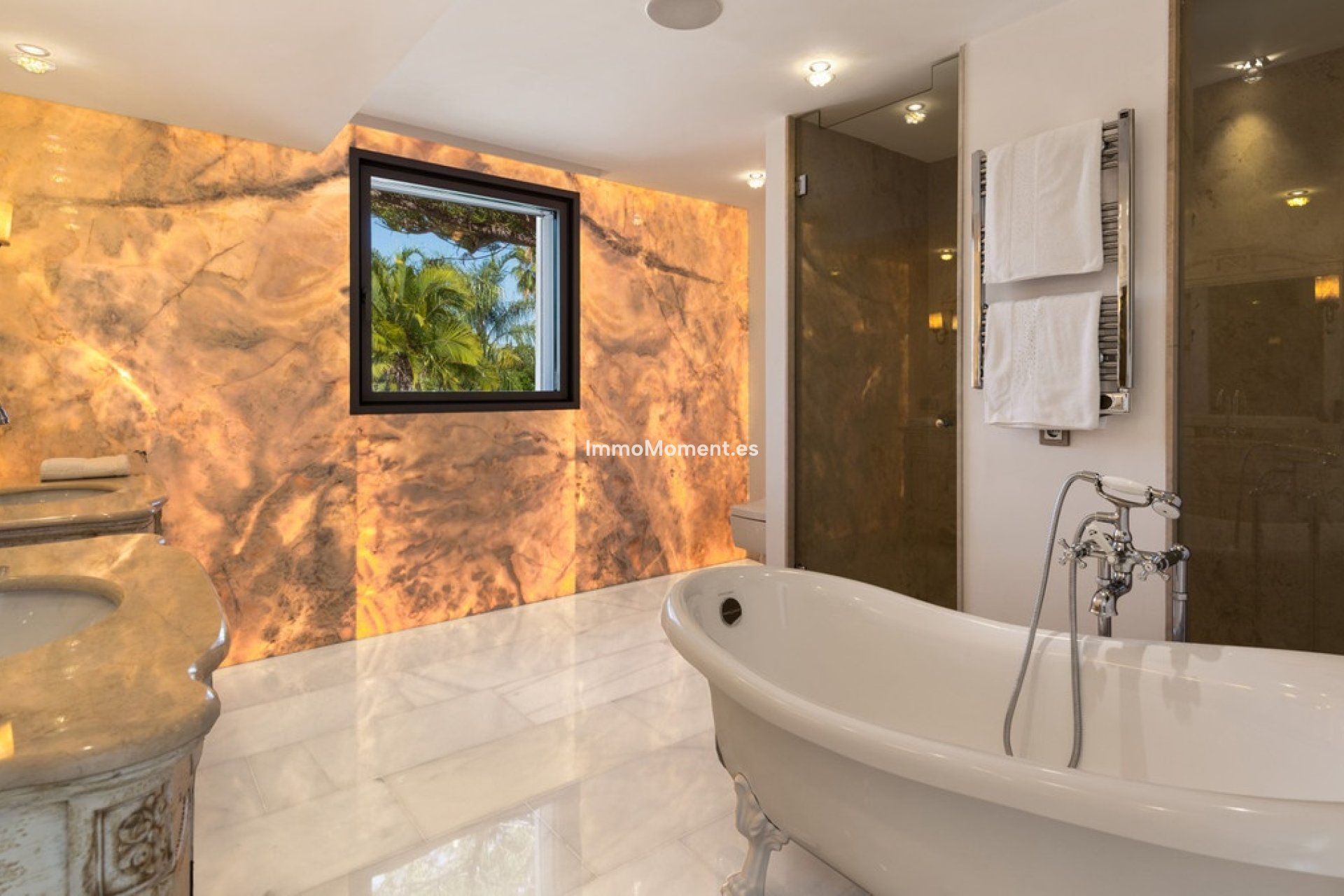 Revente - Villa - Marbella - Nueva Andalucía