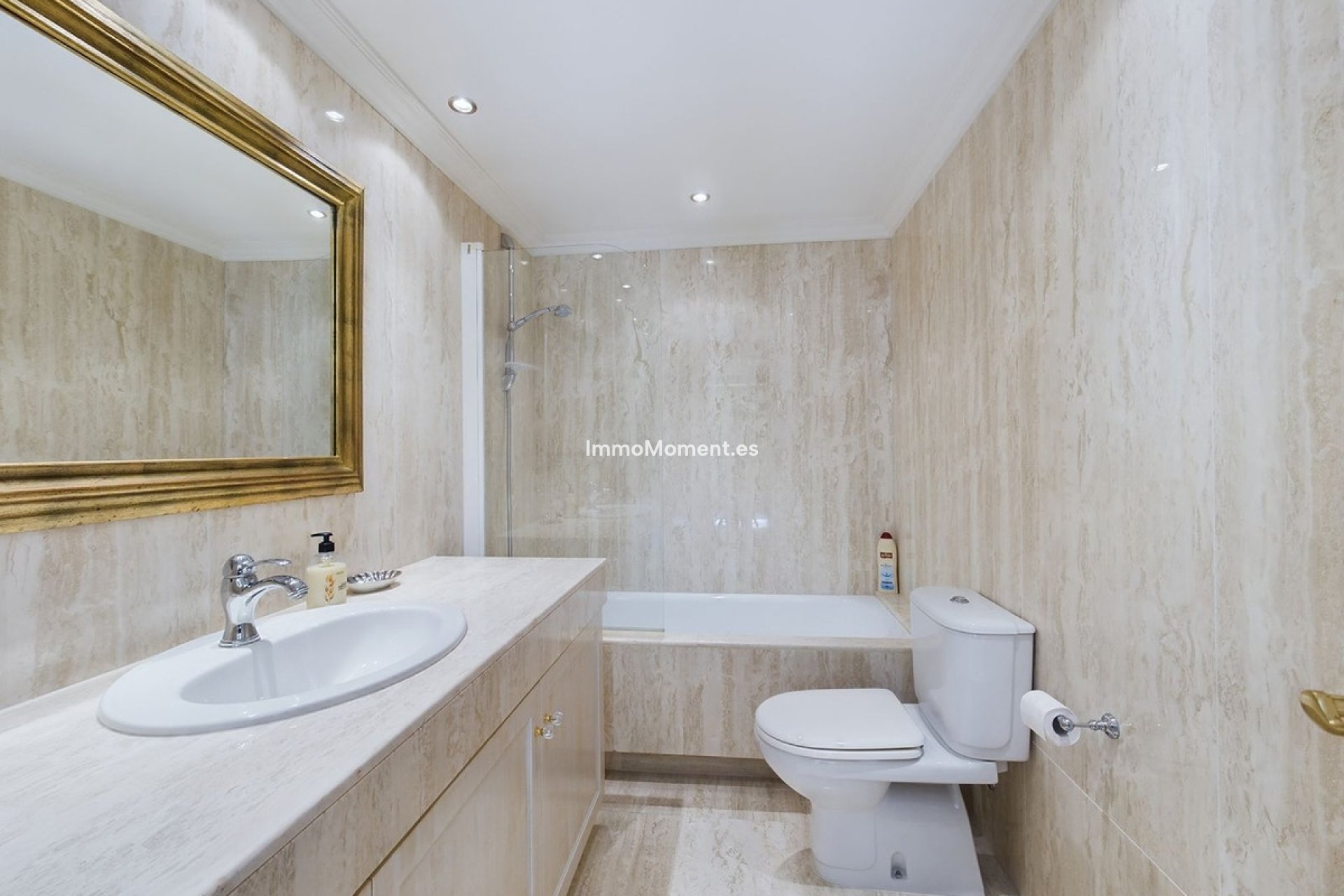 Revente - Villa - Marbella - Nueva Andalucía