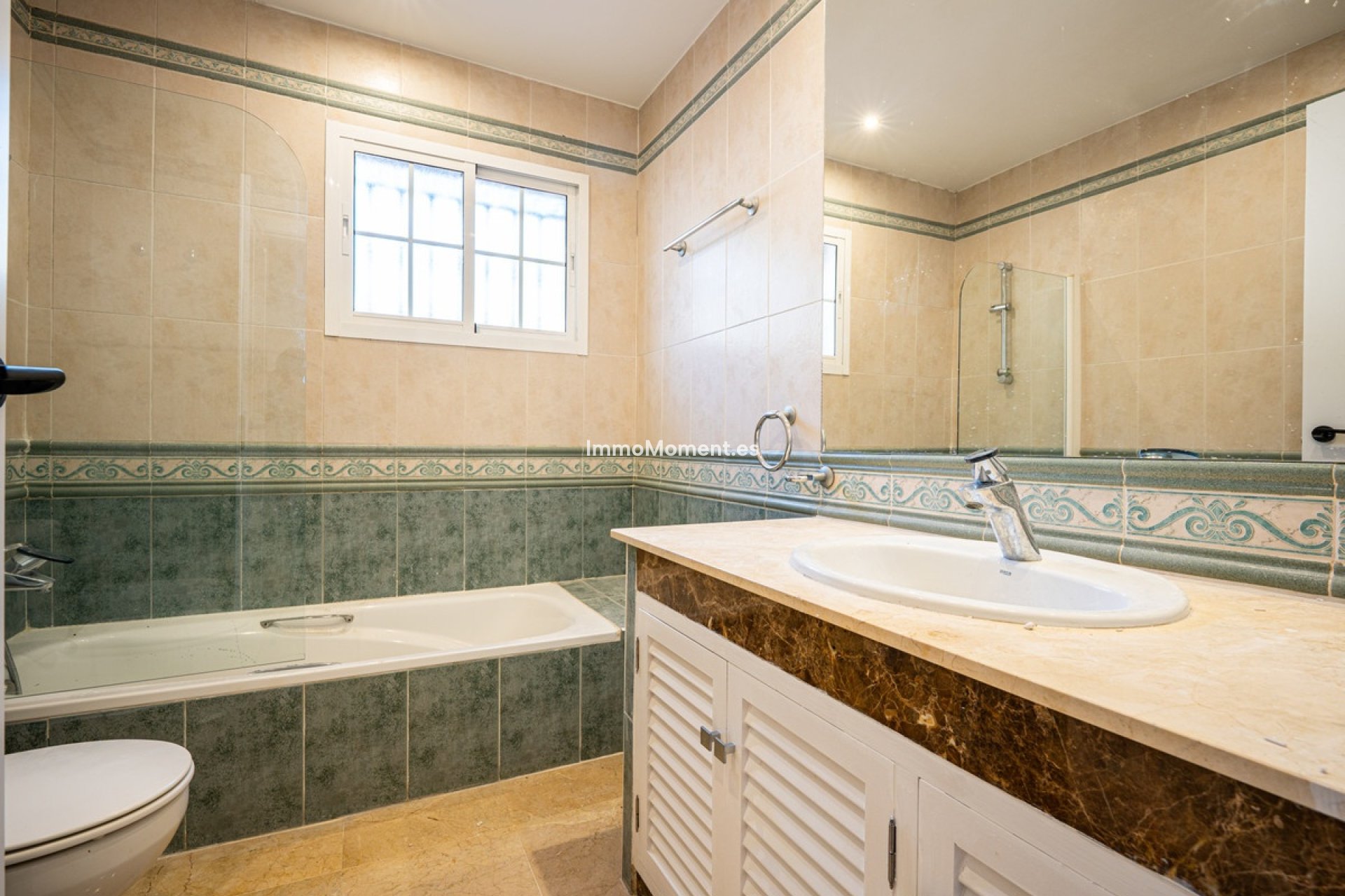 Revente - Villa - Marbella - Nueva Andalucía